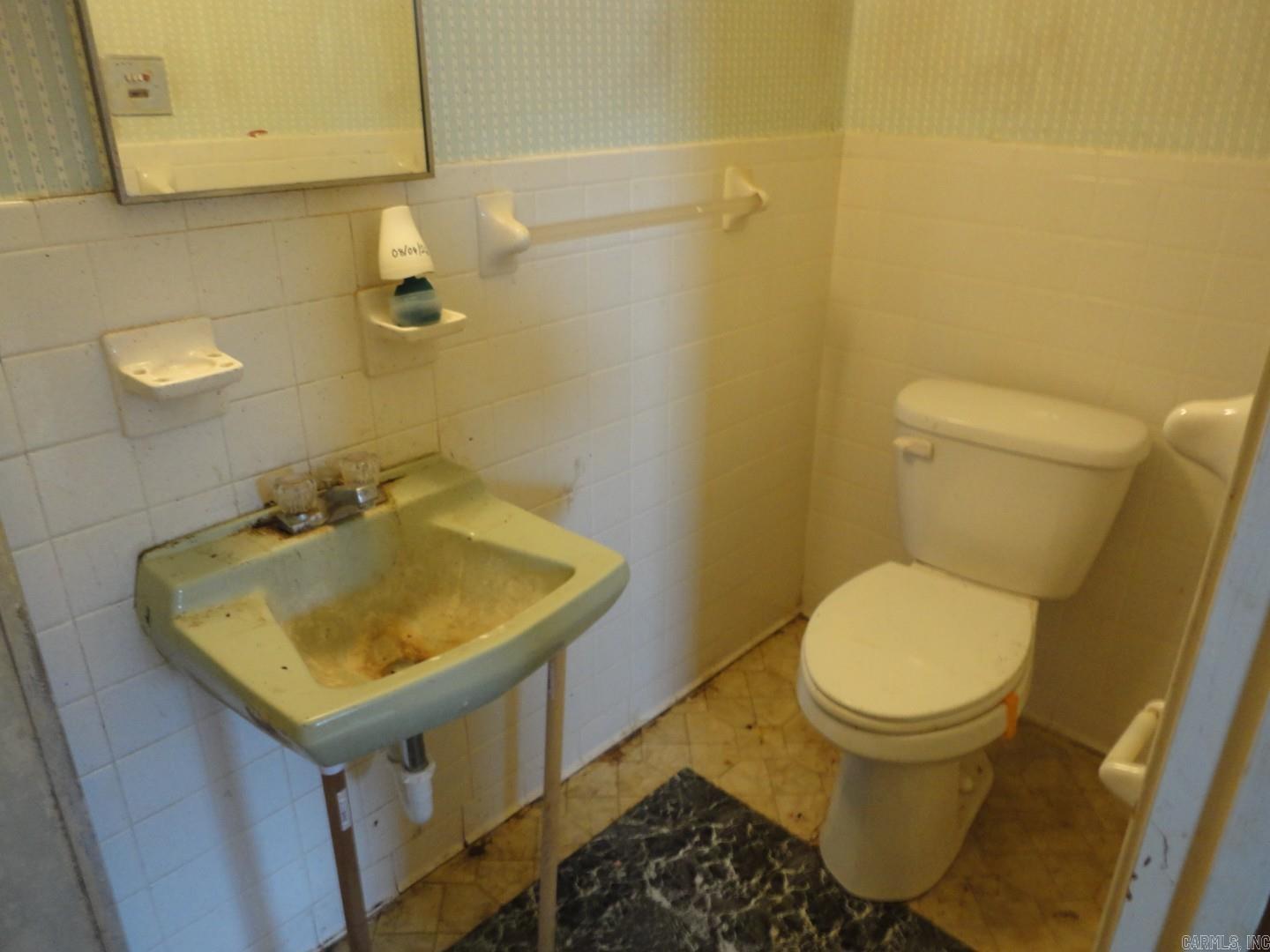 806 Irvy Road Property Photo 20