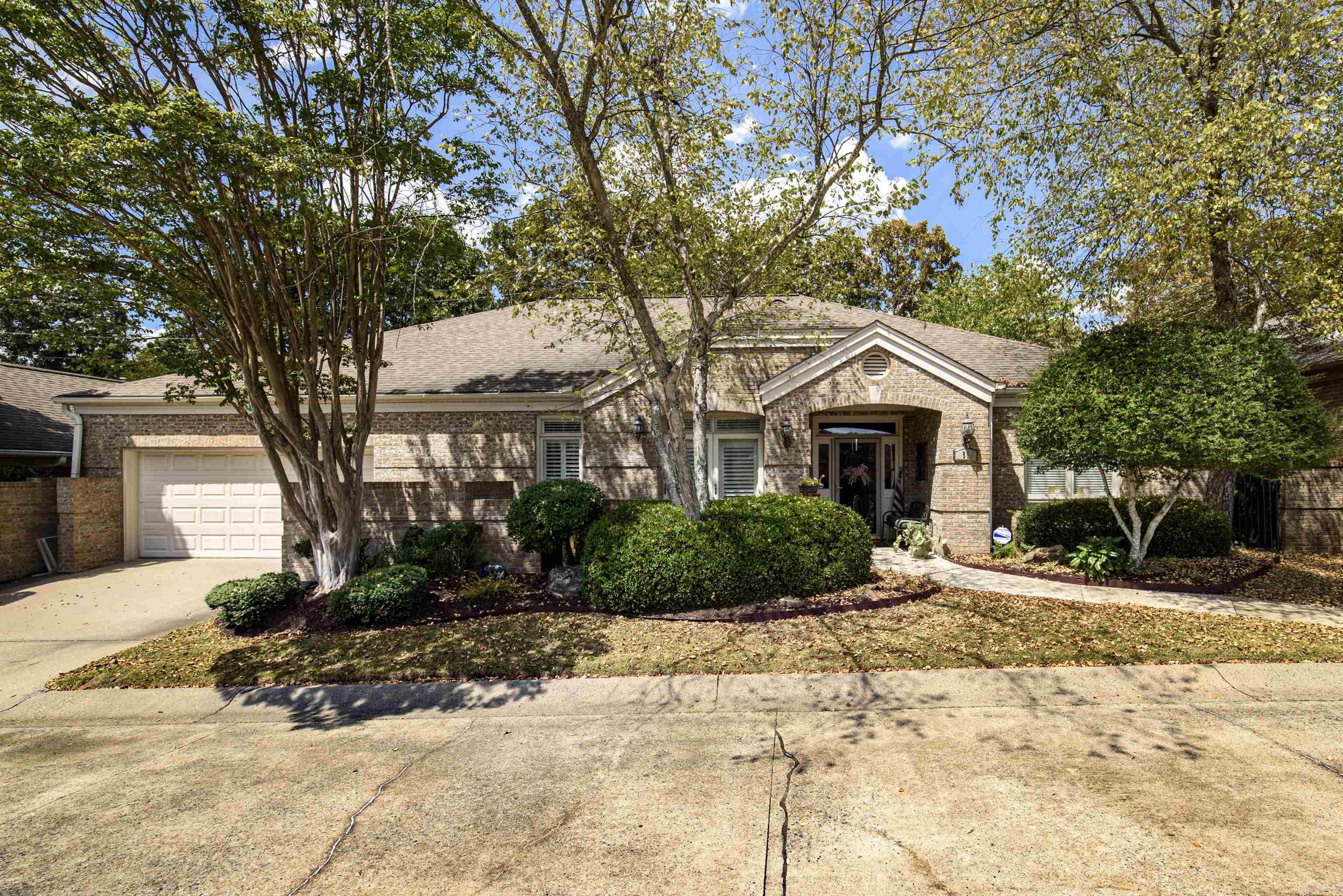 55 Hunters Green Circle Property Photo 1