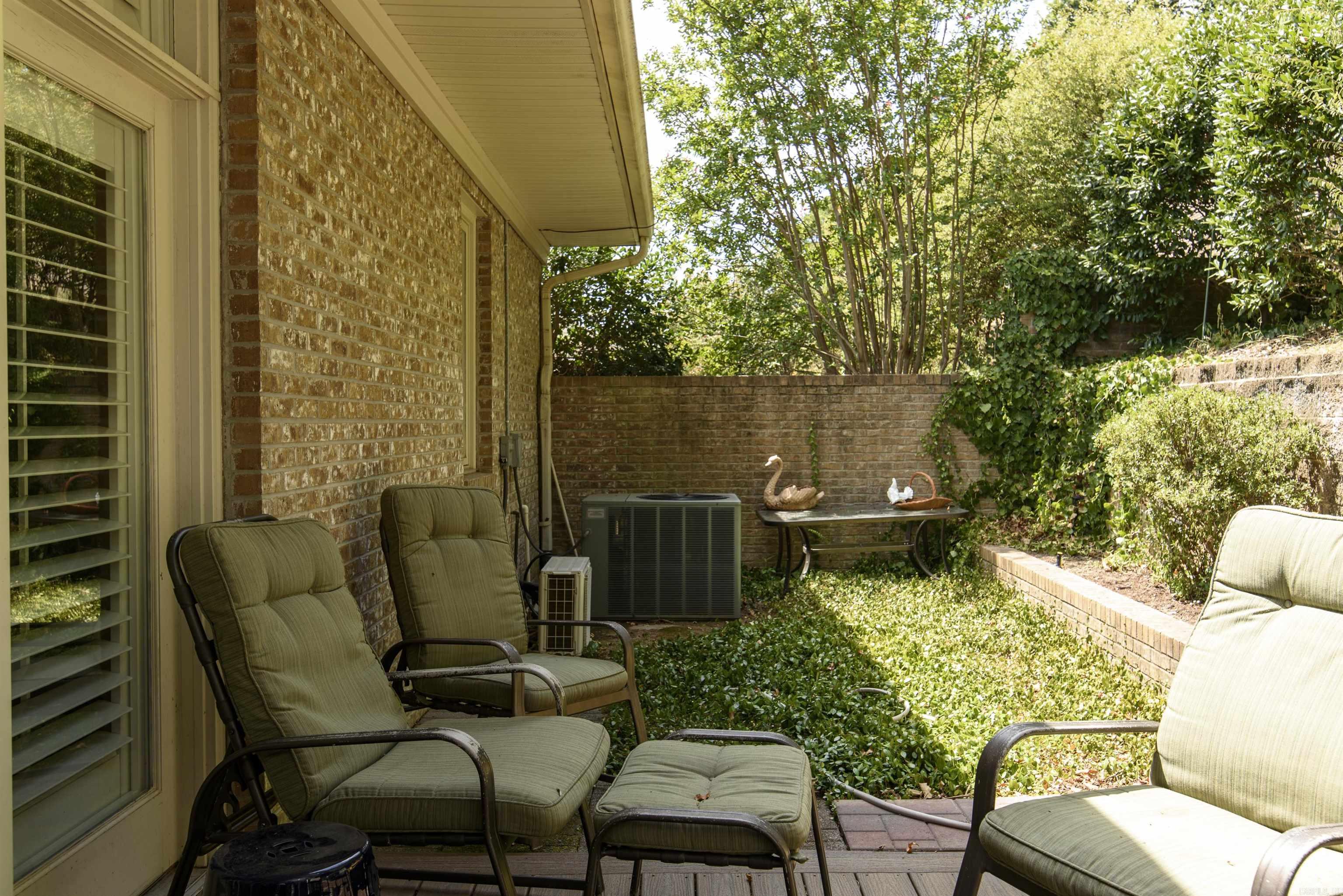 55 Hunters Green Circle Property Photo 28