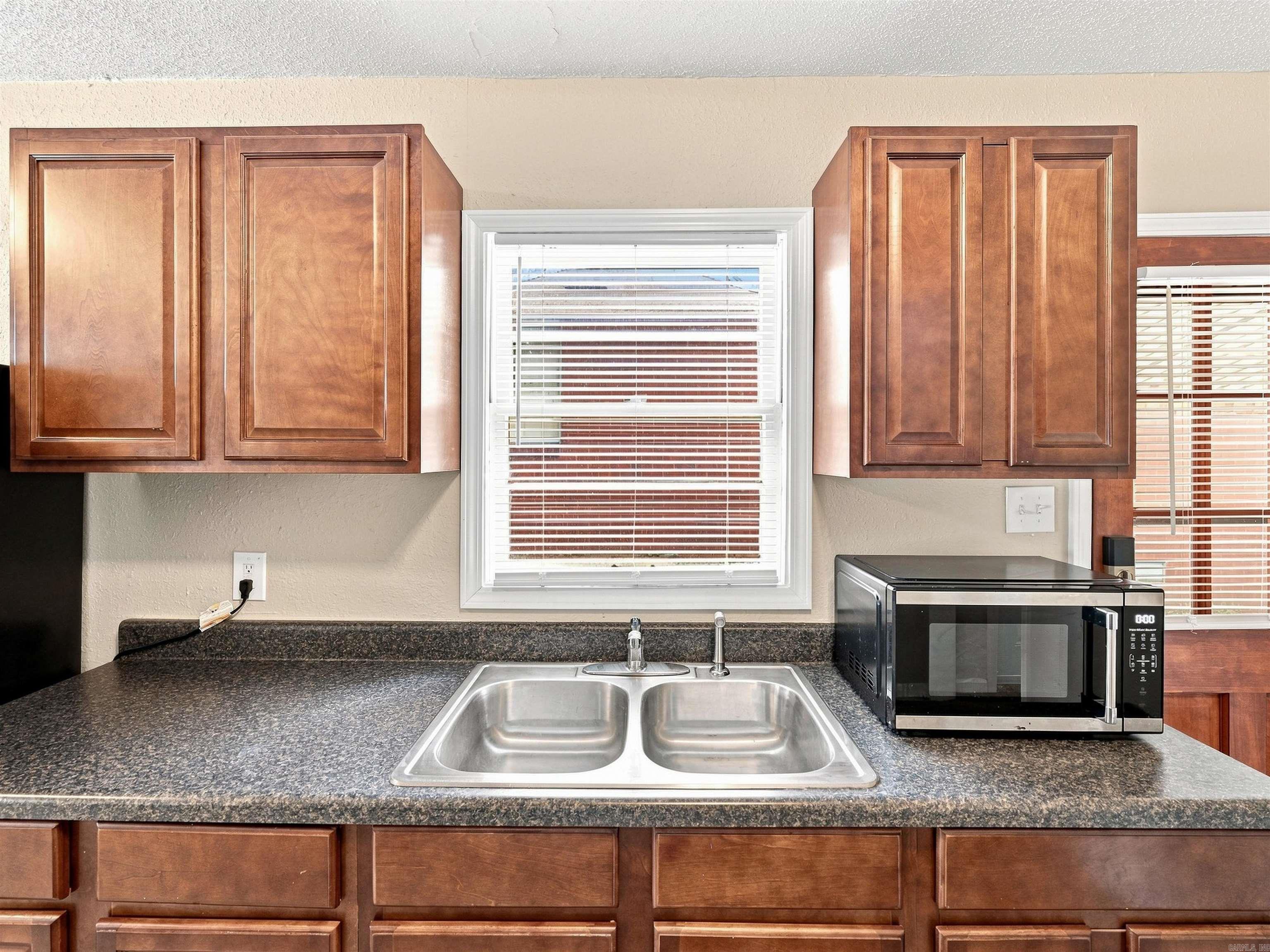 900 Washington Street Property Photo 15