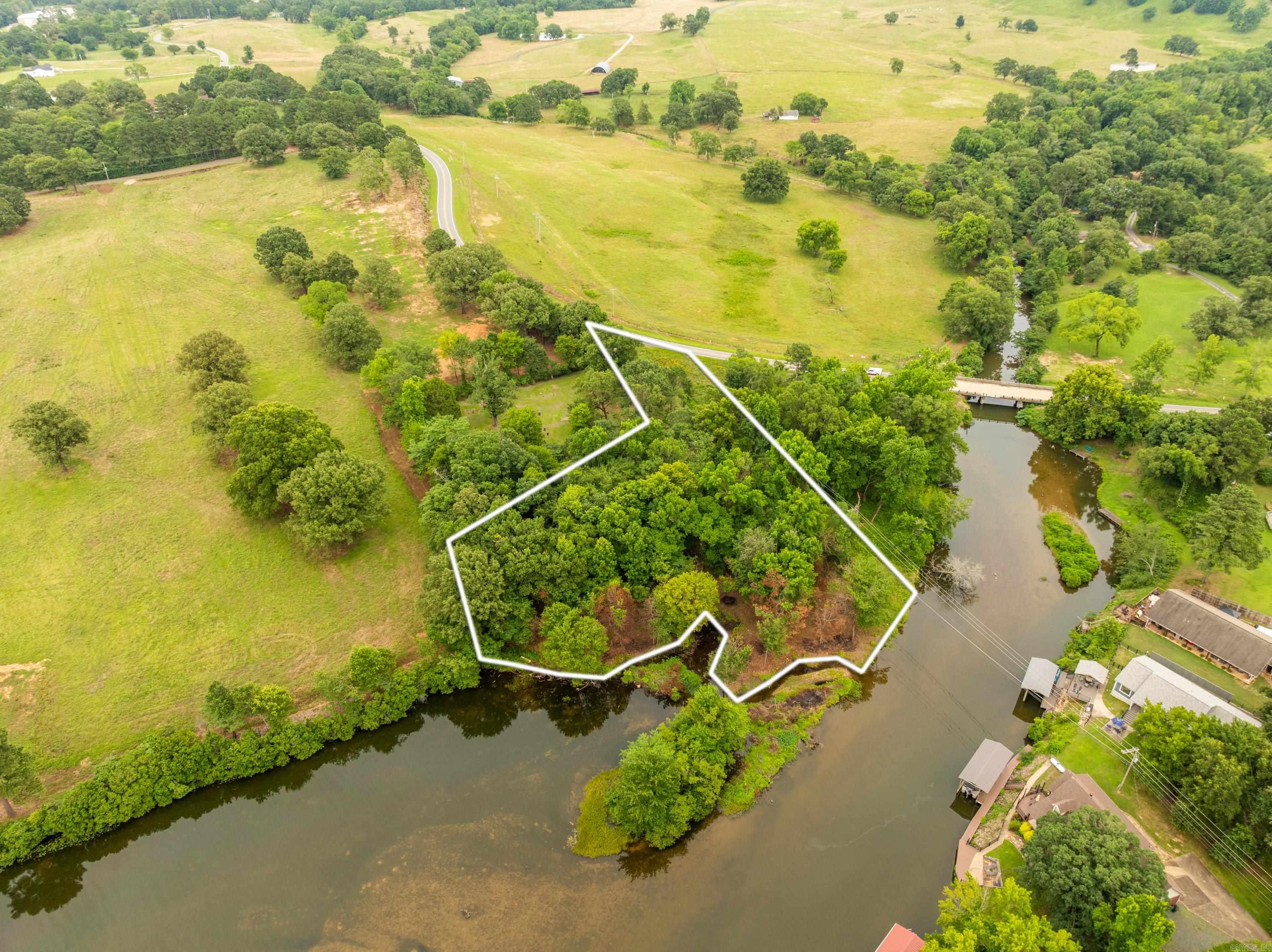 000 Hwy 290 Property Photo 3