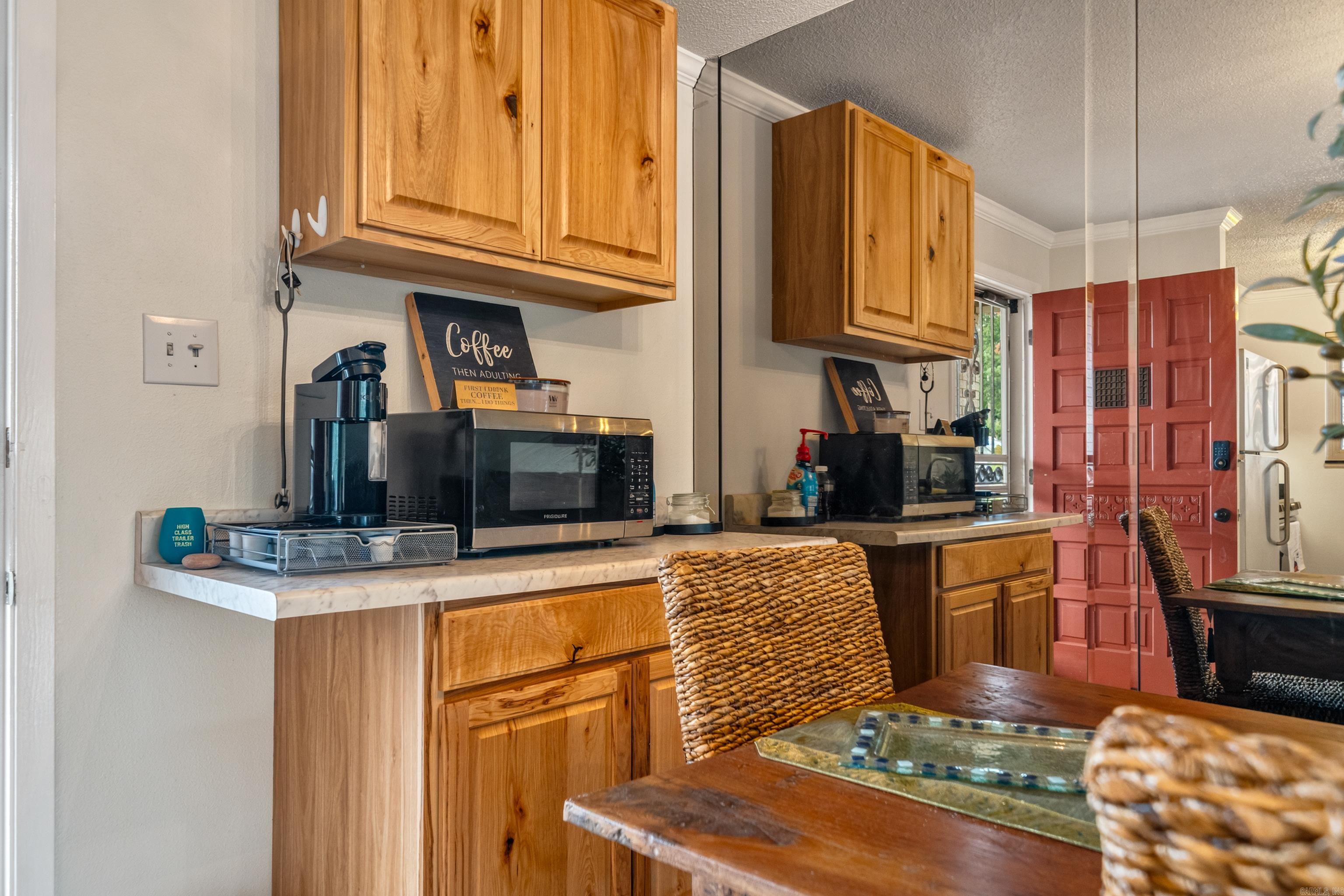 1248 Twin Points Property Photo 8