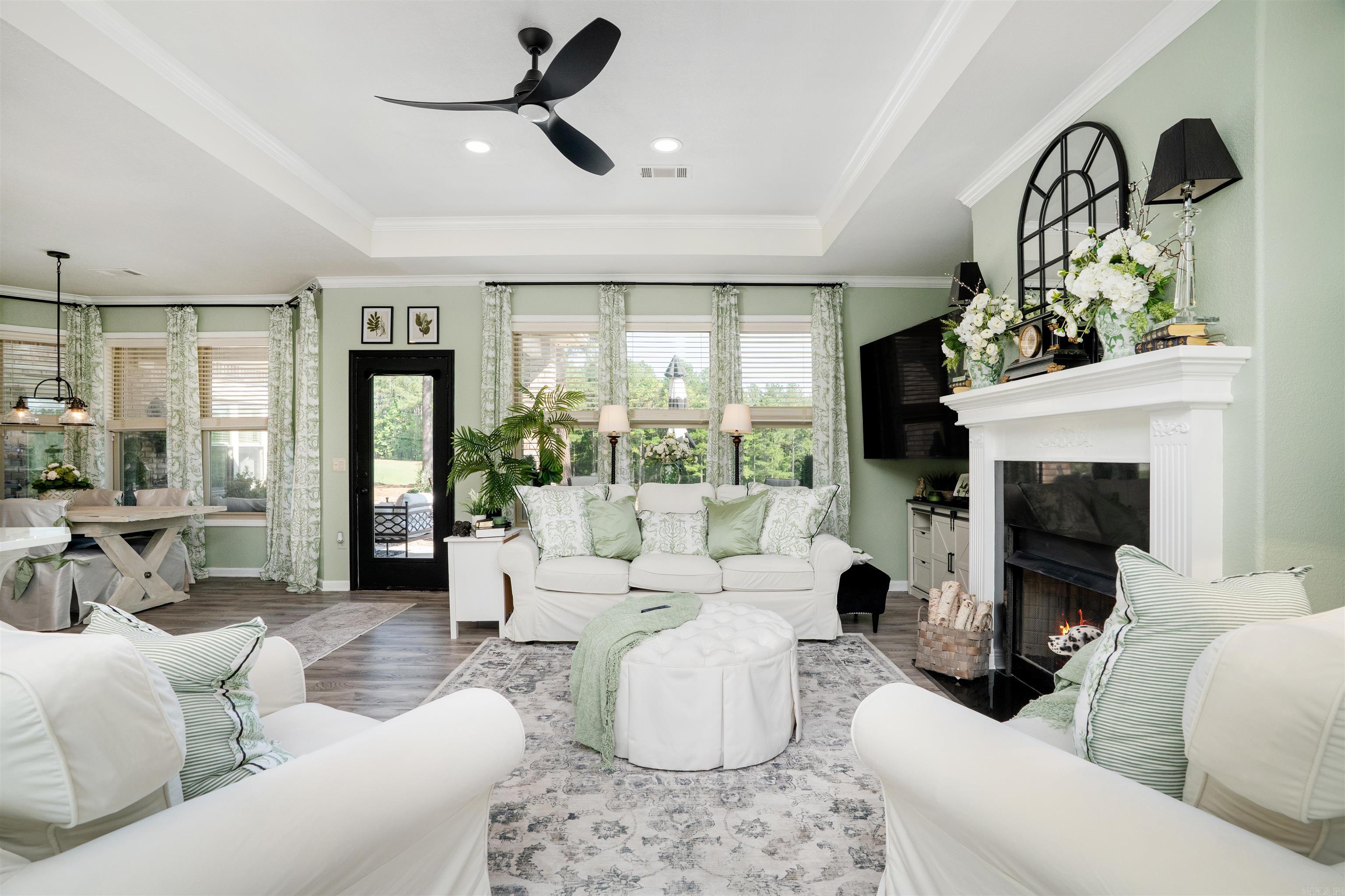 19 Sorprendente Ln Property Photo 6