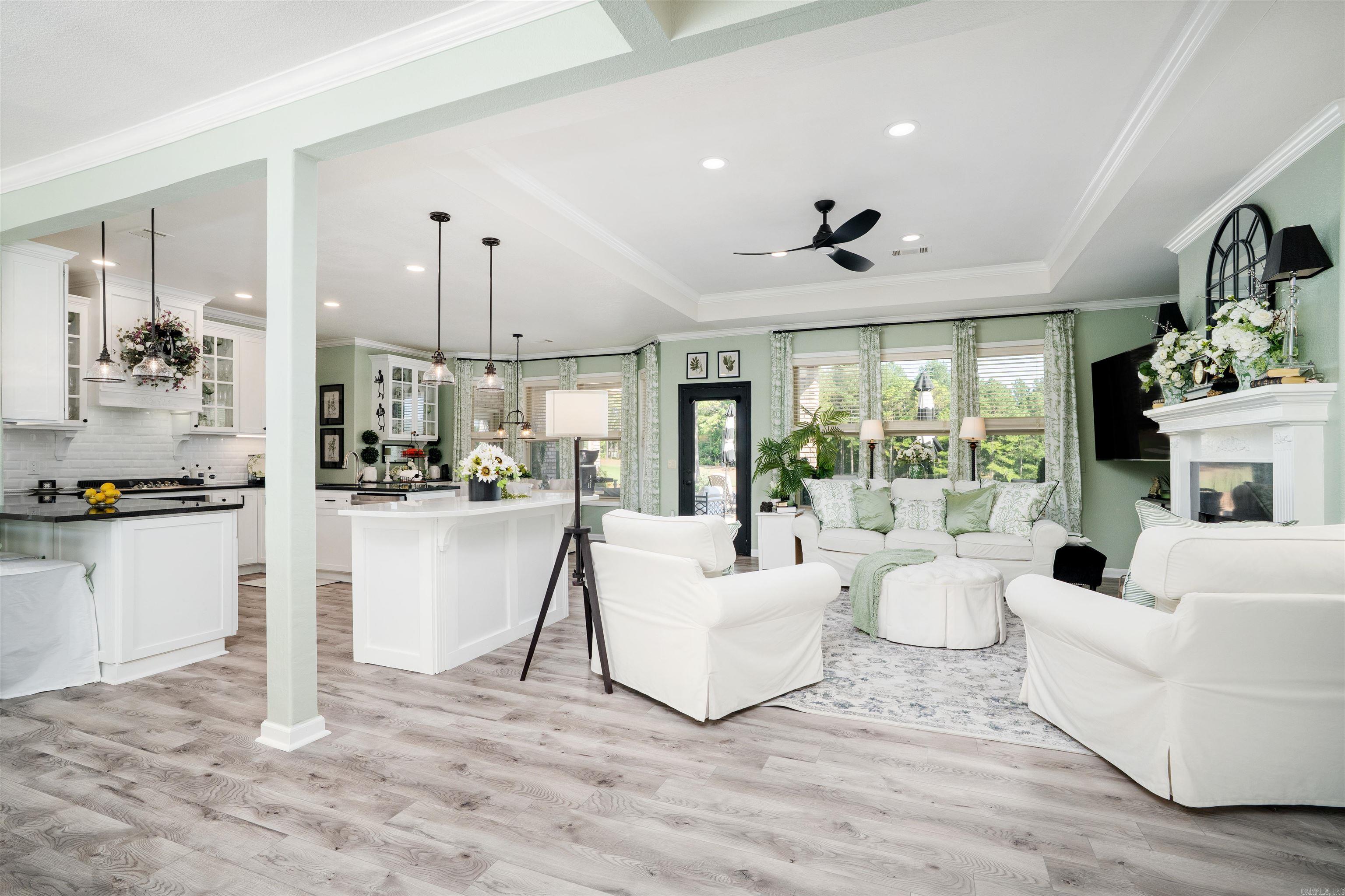 19 Sorprendente Ln Property Photo 7