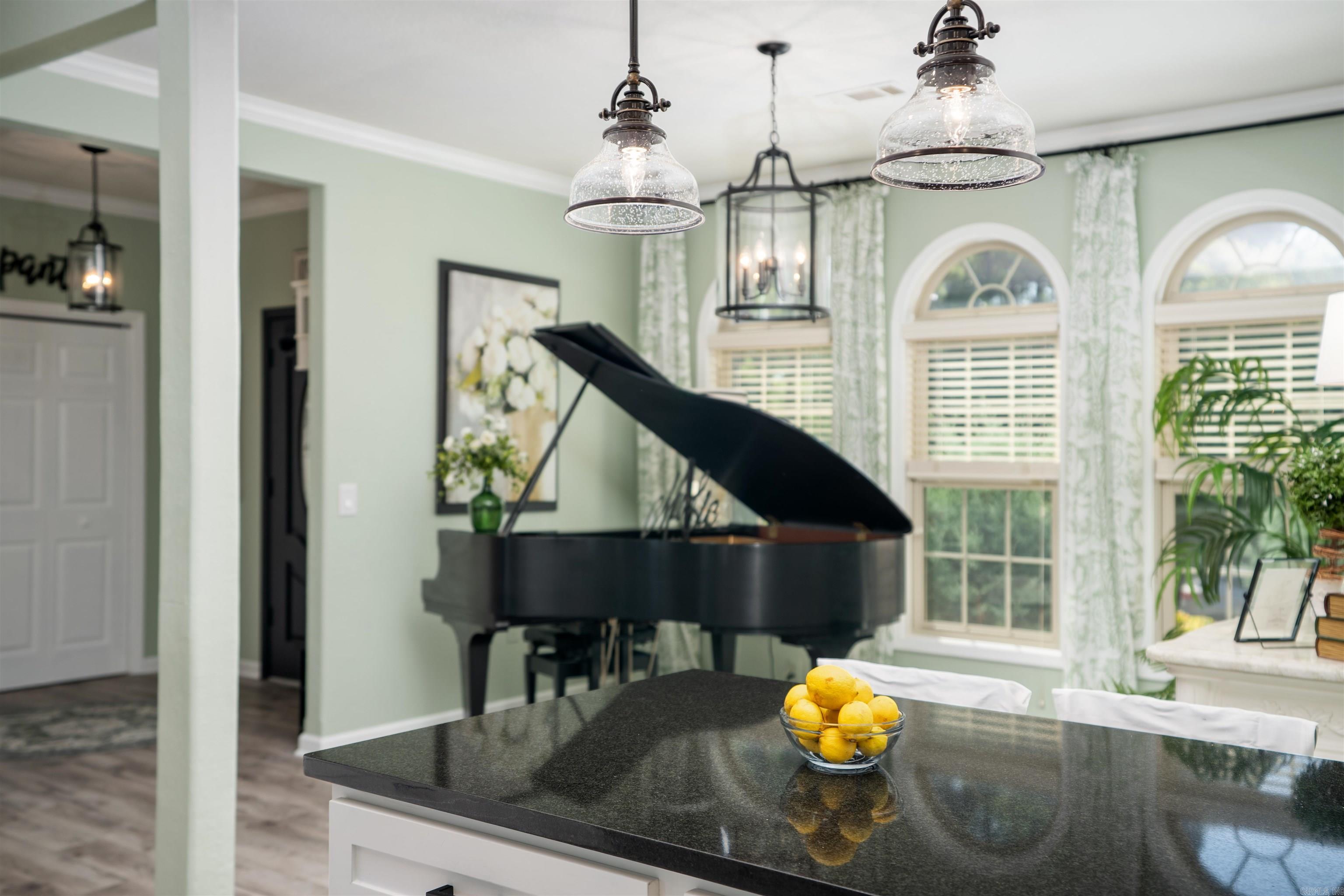 19 Sorprendente Ln Property Photo 11