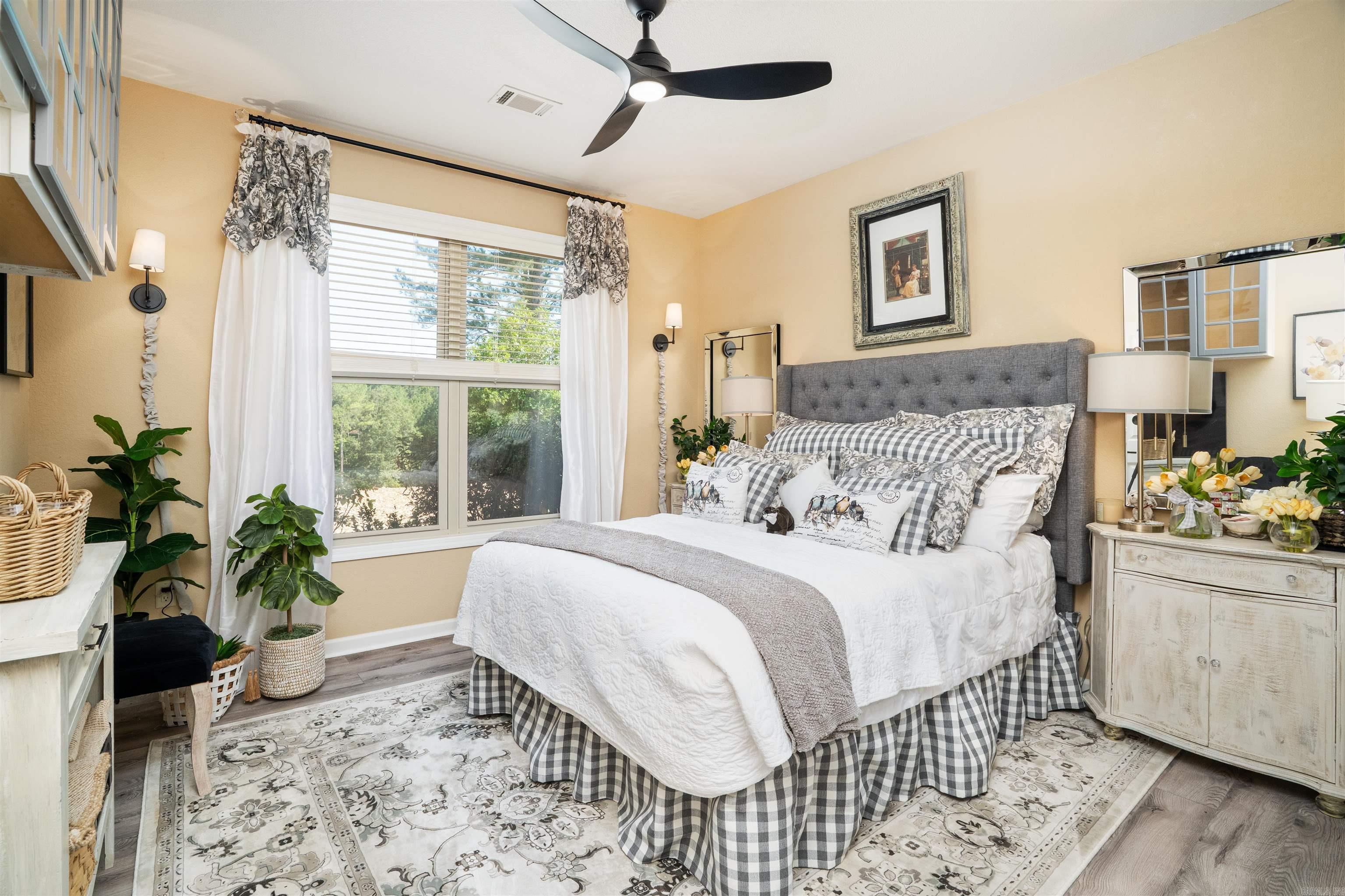 19 Sorprendente Ln Property Photo 21