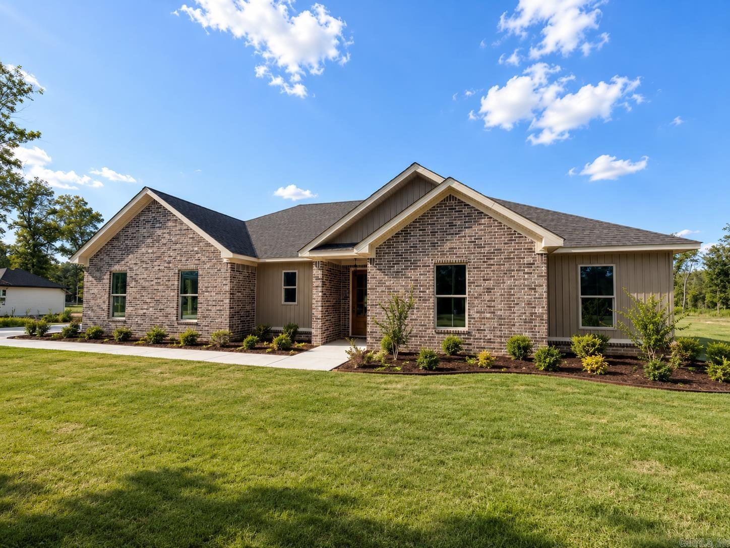 6856 Detonti Property Photo 2