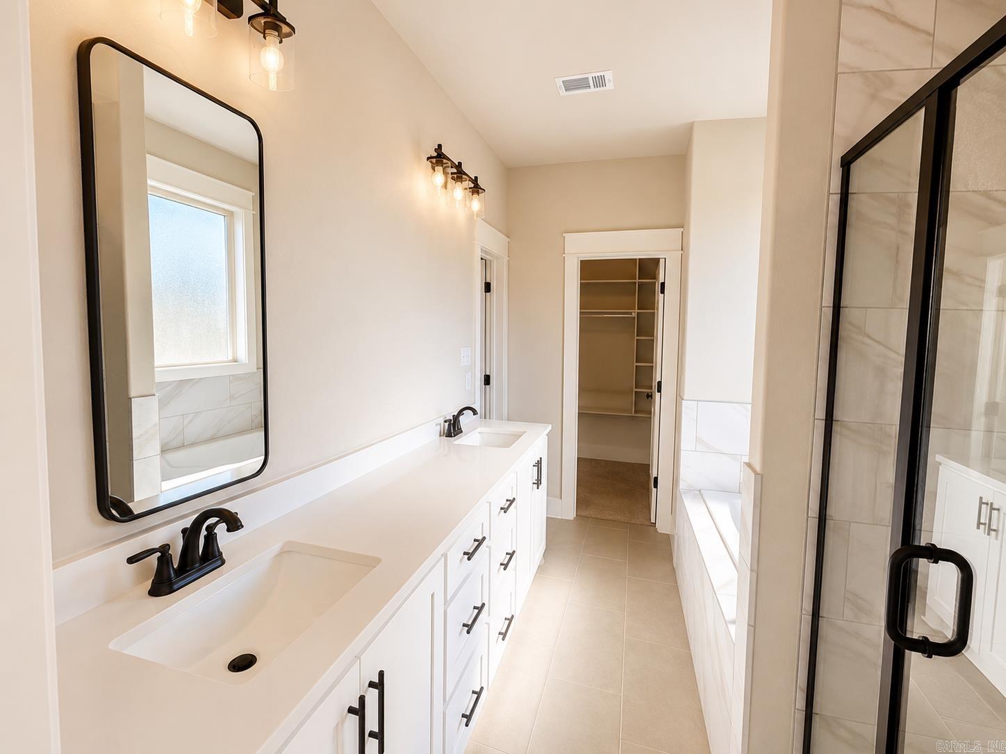6856 Detonti Property Photo 15
