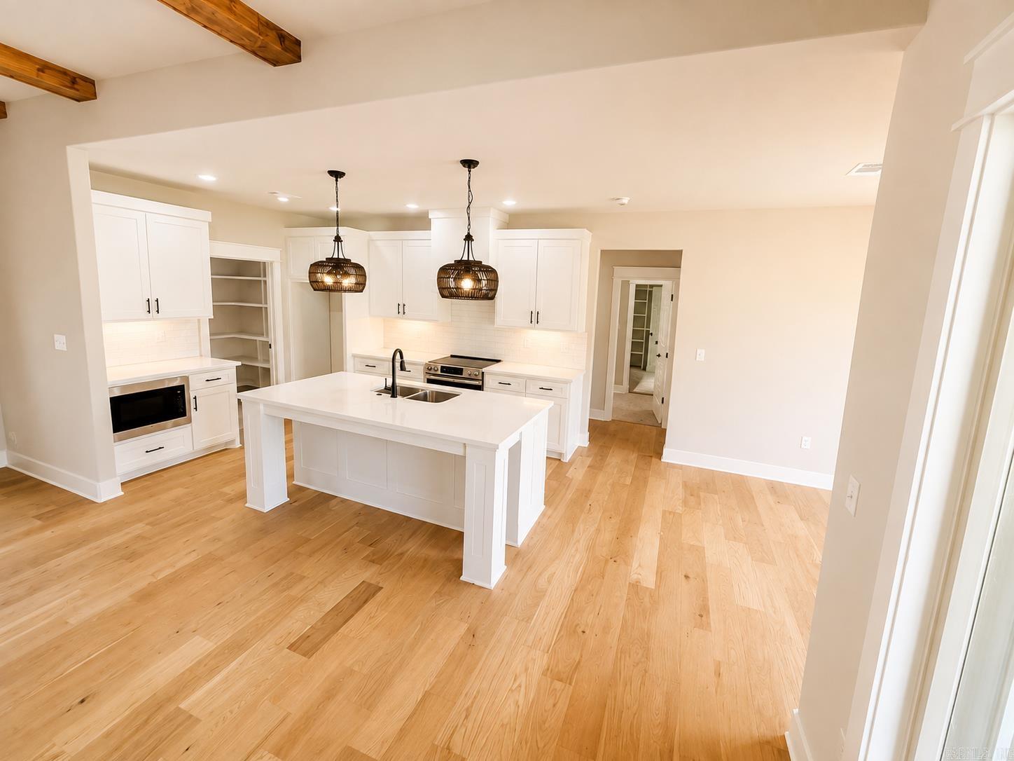 6856 Detonti Property Photo 17