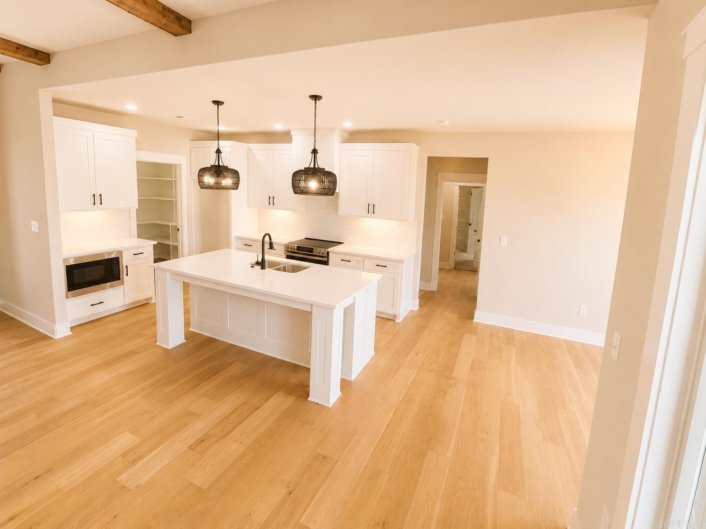 6856 Detonti Property Photo 20