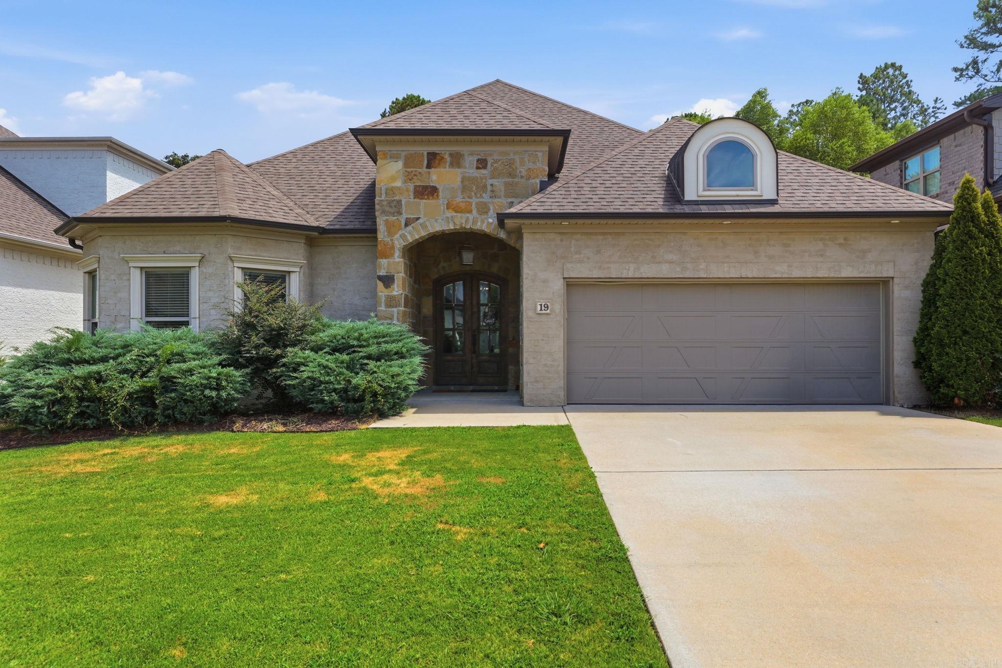 19 Waterside Drive Property Photo 1