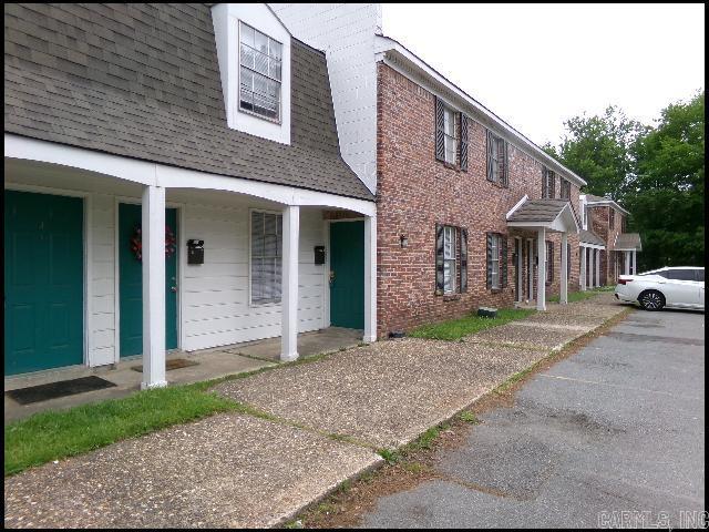 101 Ellis Drive Unit L Property Photo 1