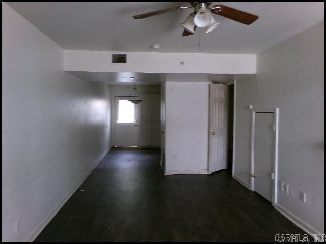 101 Ellis Drive Unit L Property Photo 7