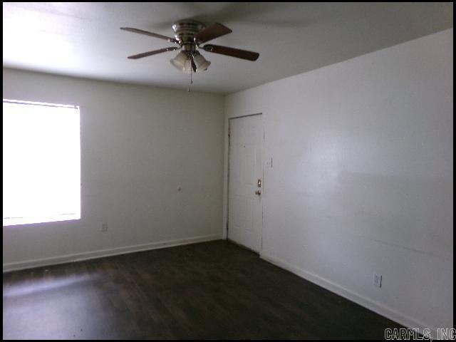 101 Ellis Drive Unit L Property Photo 8