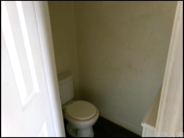 101 Ellis Drive Unit L Property Photo 9
