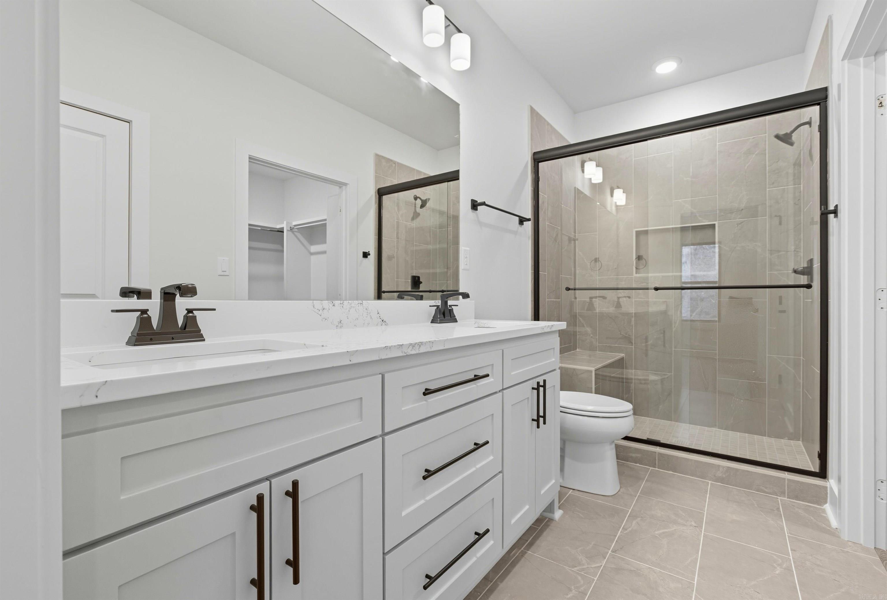 13401 Teton Drive Property Photo 3