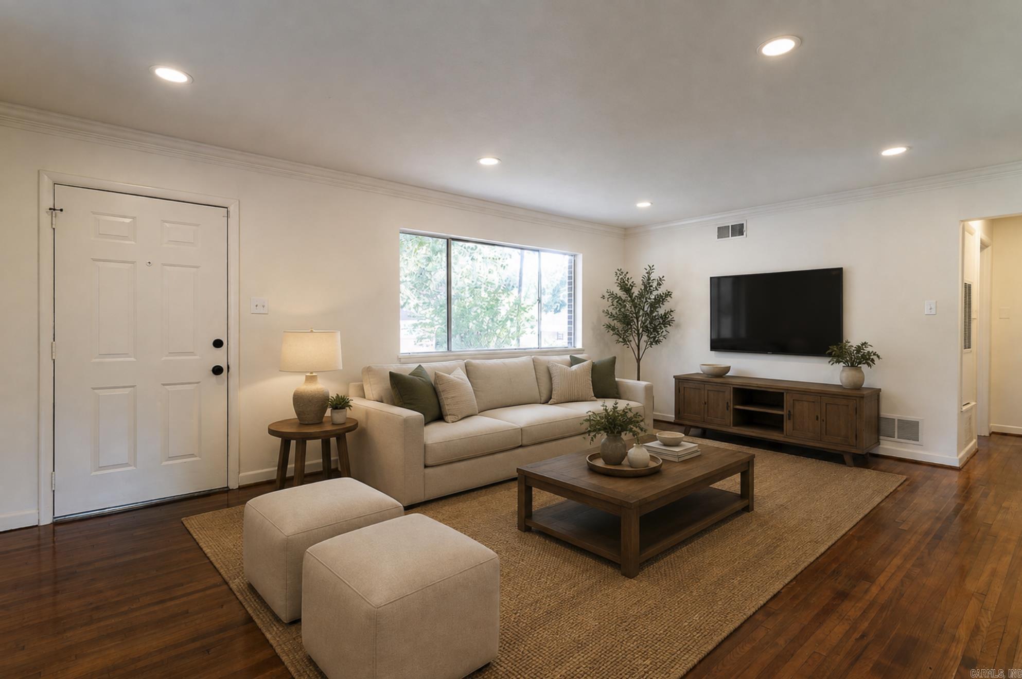 1412 S Grant Street Property Photo 8