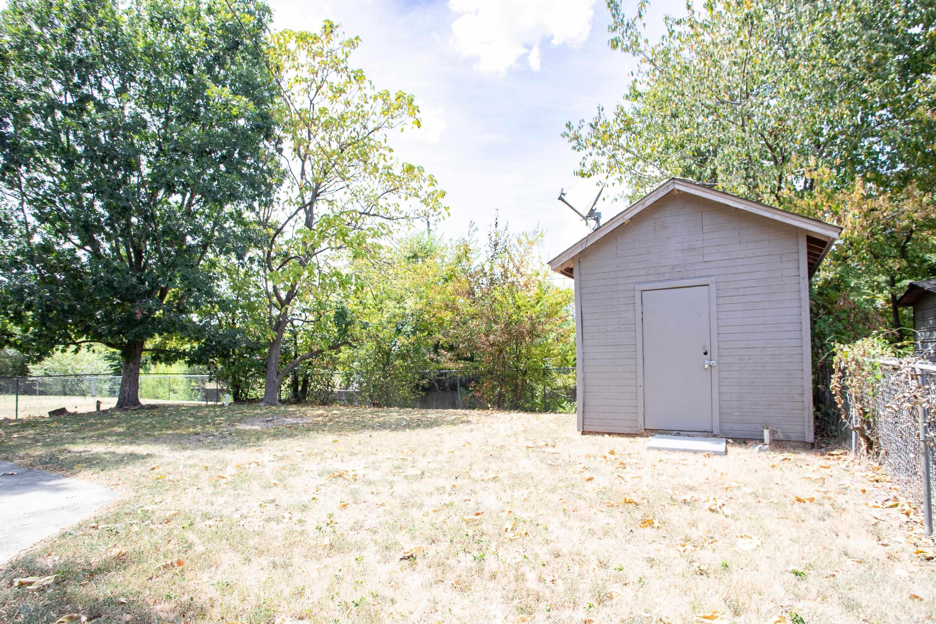 1412 S Grant Street Property Photo 34