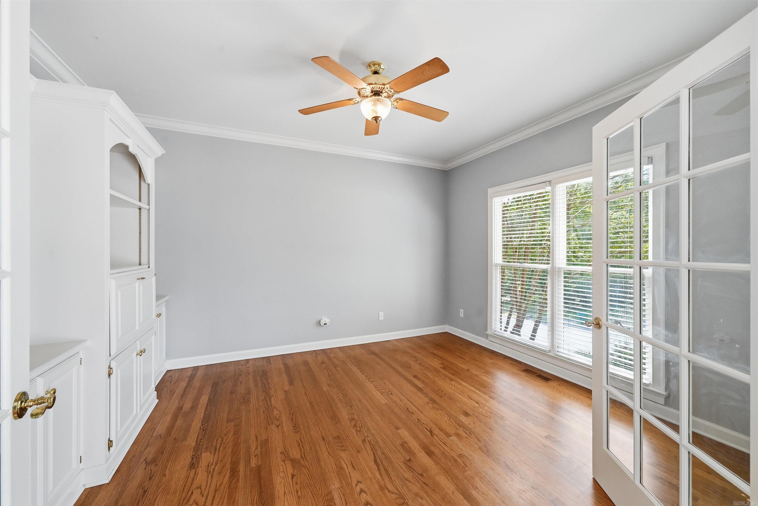 14301 Orleans Drive Property Photo 6