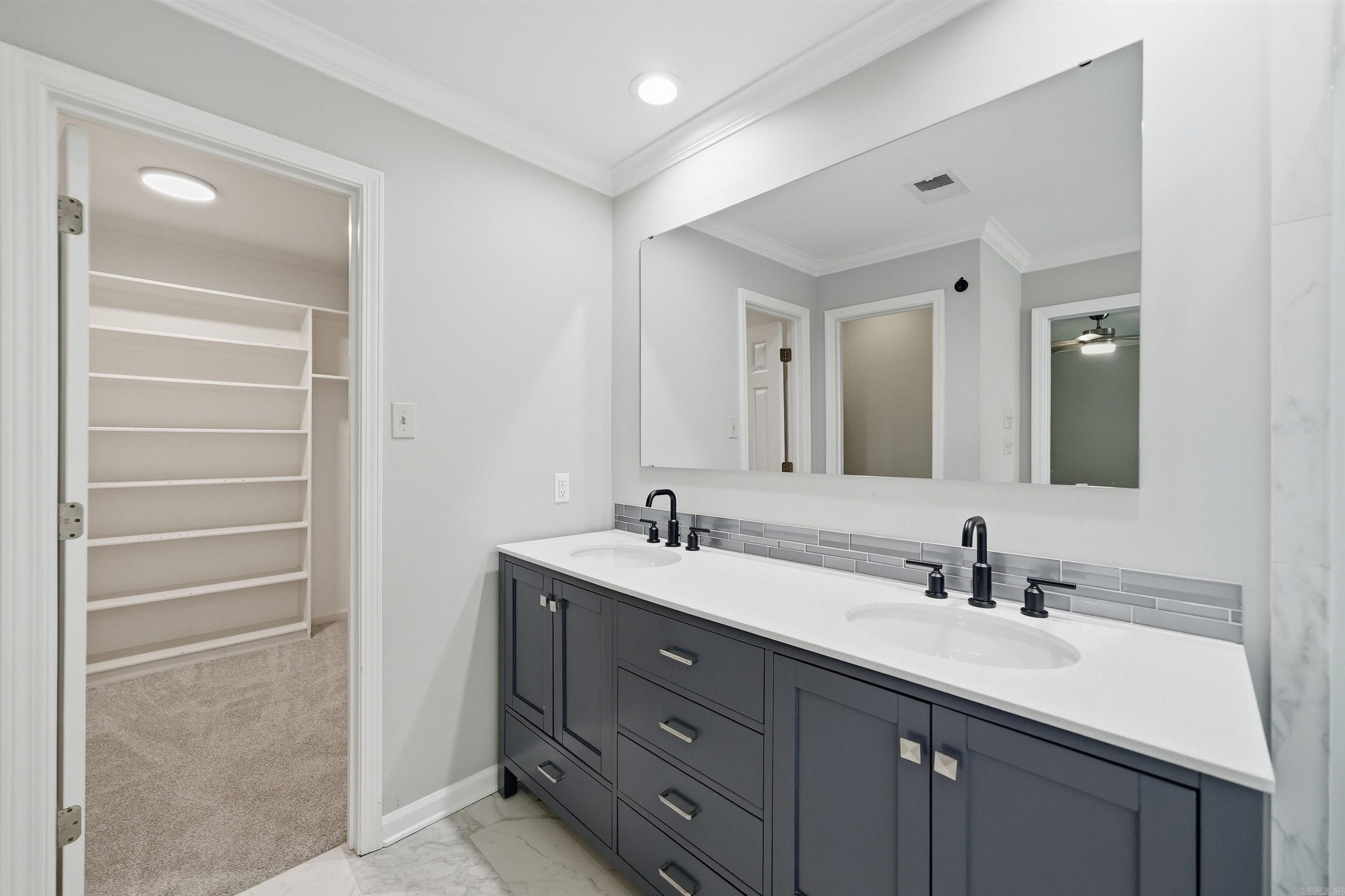 14301 Orleans Drive Property Photo 33