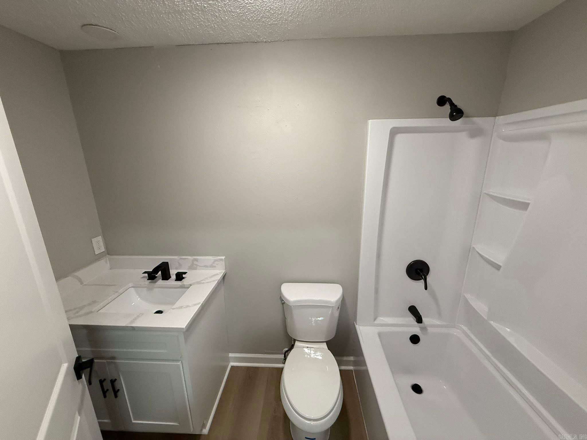 2302 Pine Hill Drive Property Photo 20