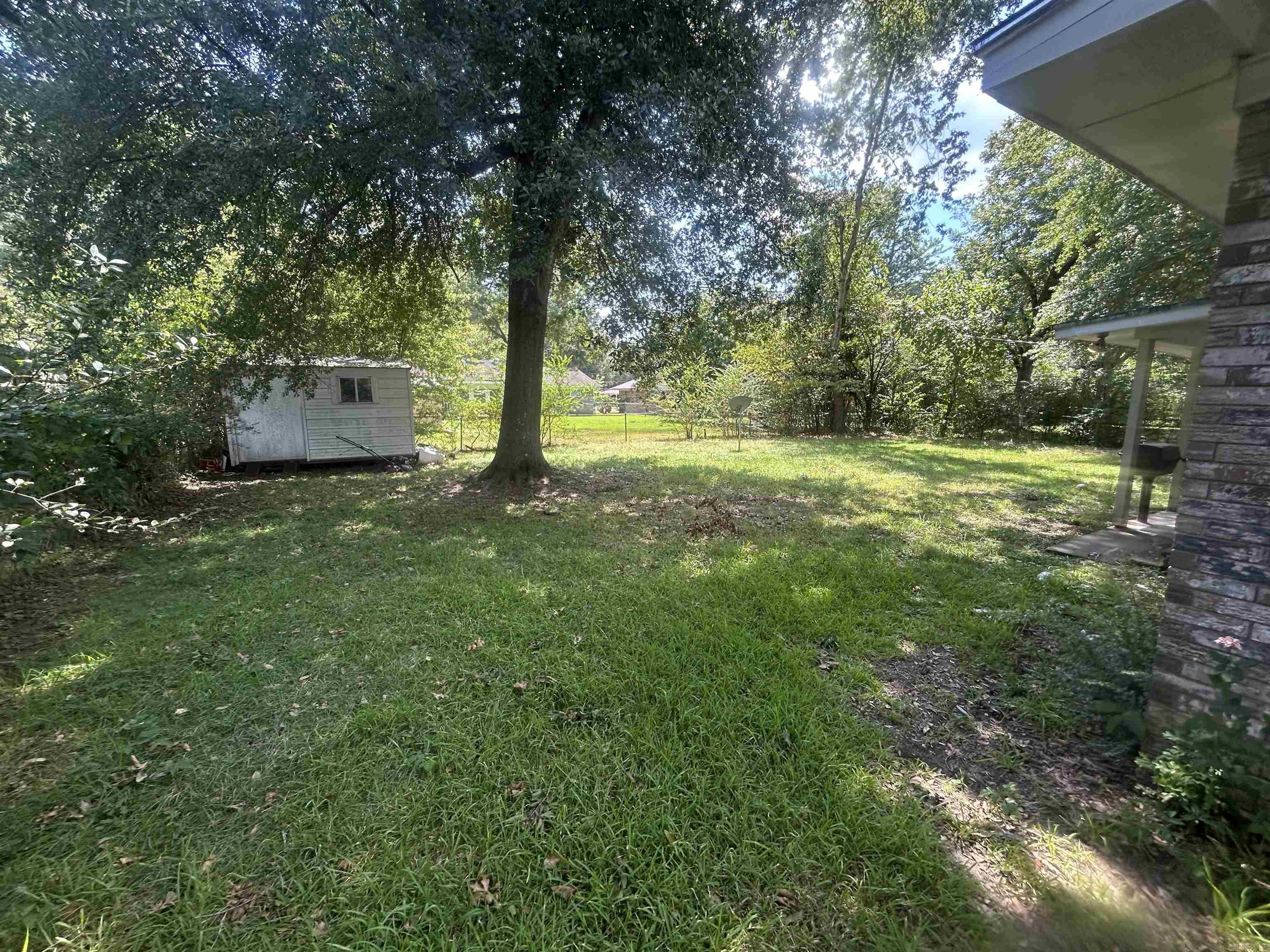 119 Cloverdale Property Photo 14