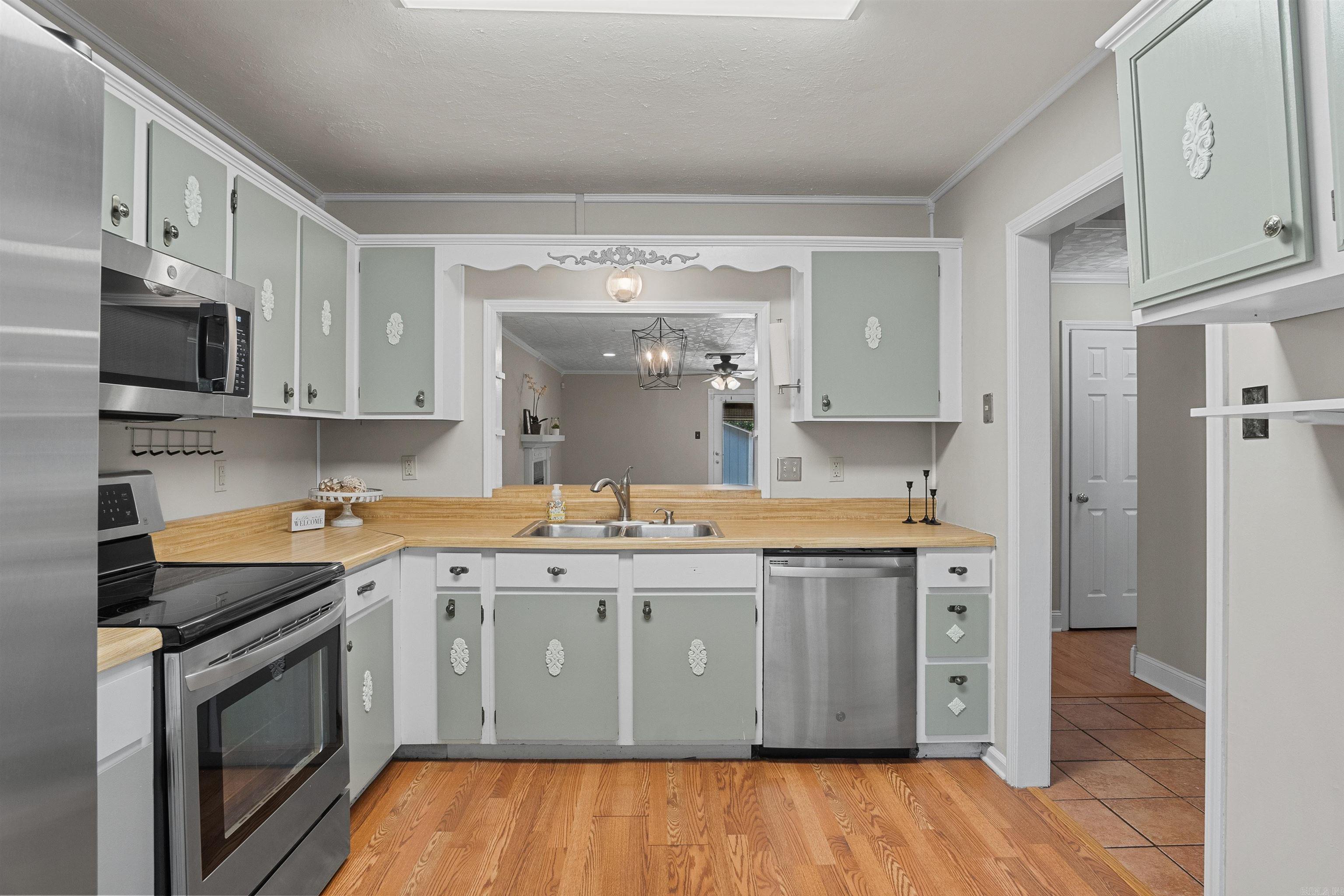 24 Brierwood Circle Property Photo 6