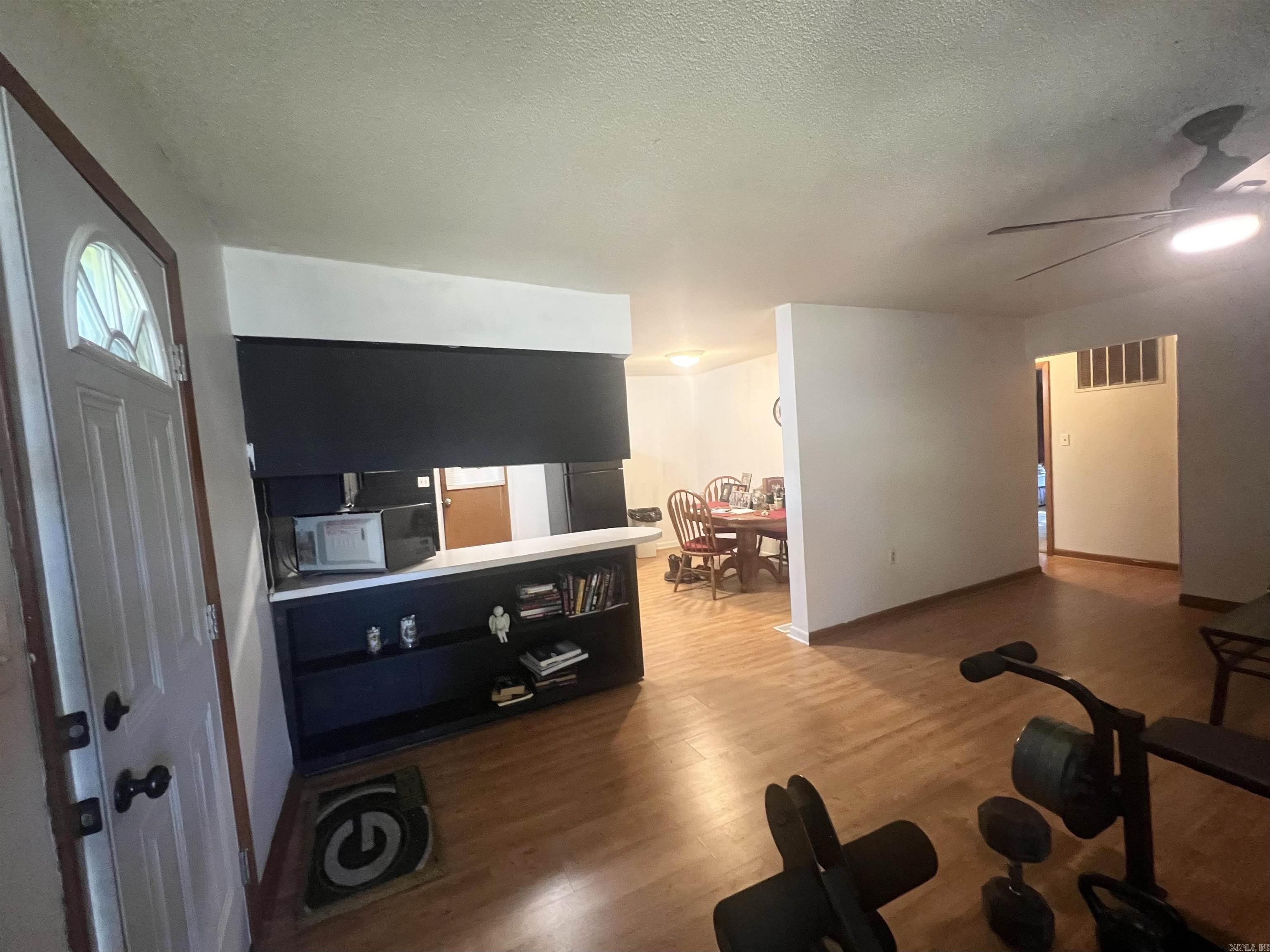 260 N Monroe Avenue Property Photo 10