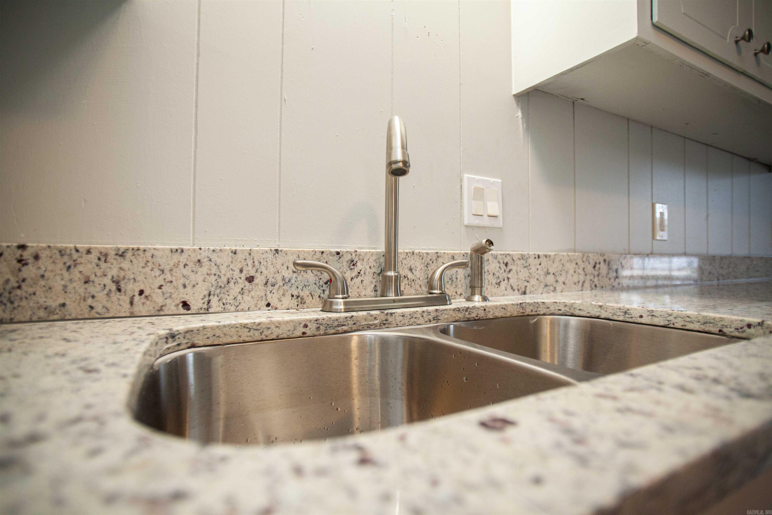 4612 Puckett Street Property Photo 5