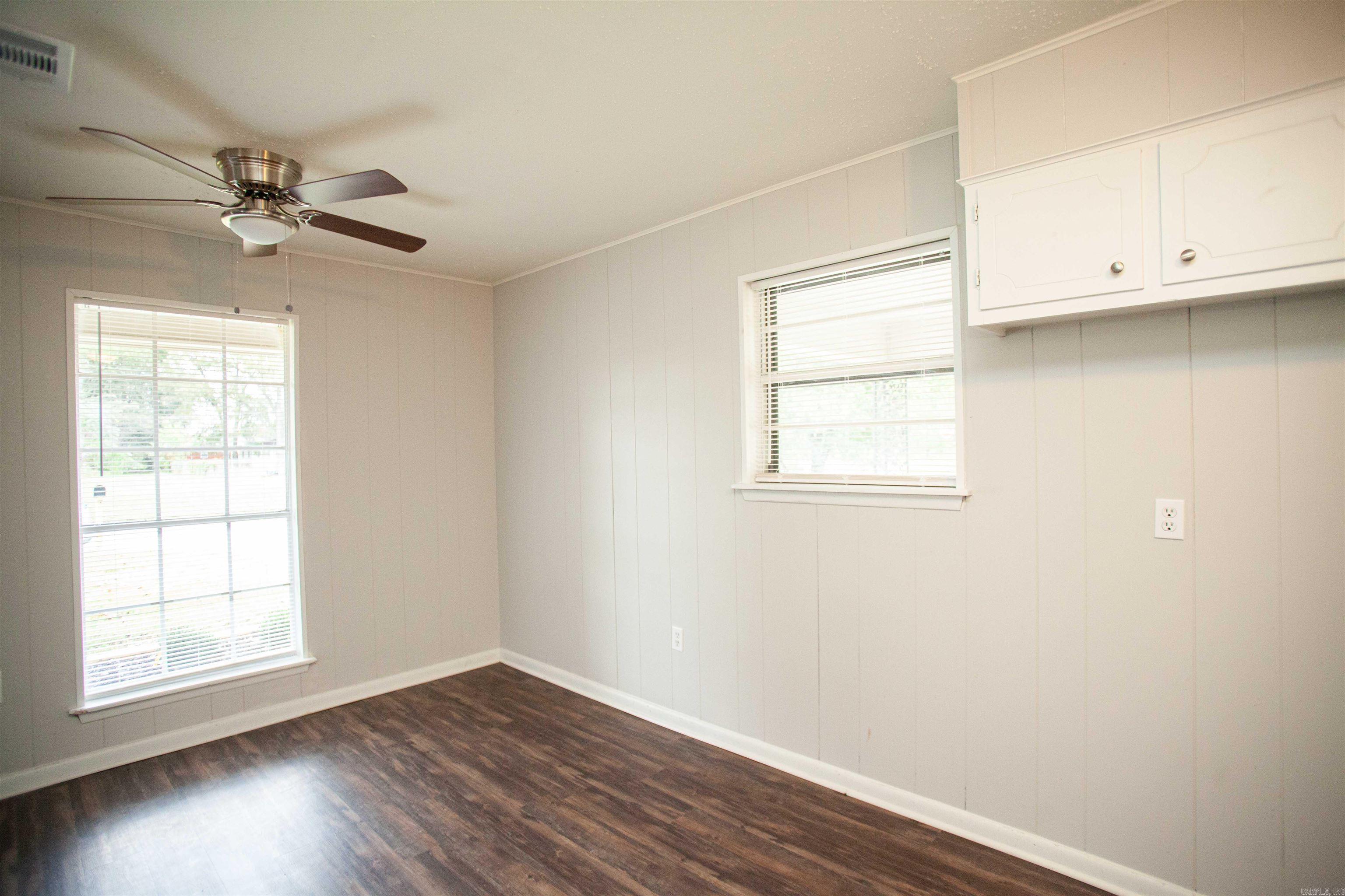 4612 Puckett Street Property Photo 6