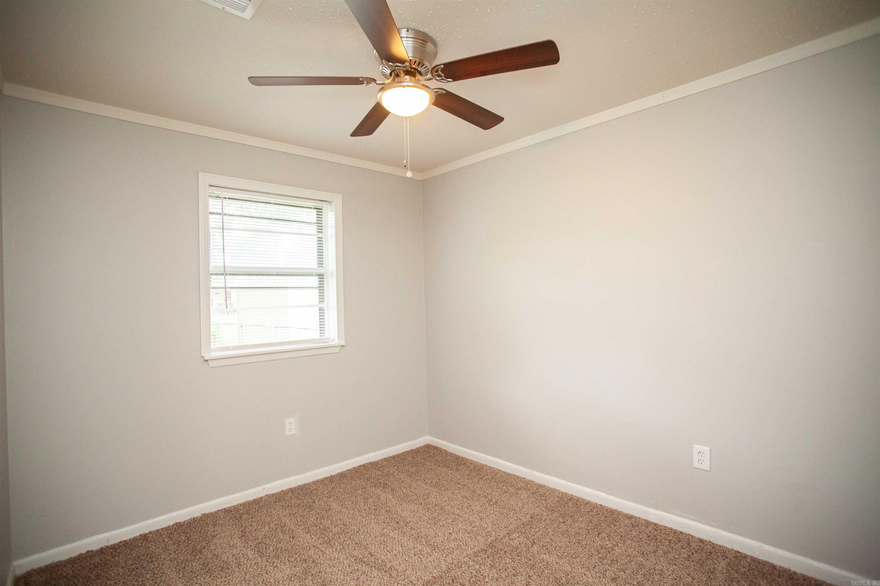 4612 Puckett Street Property Photo 10