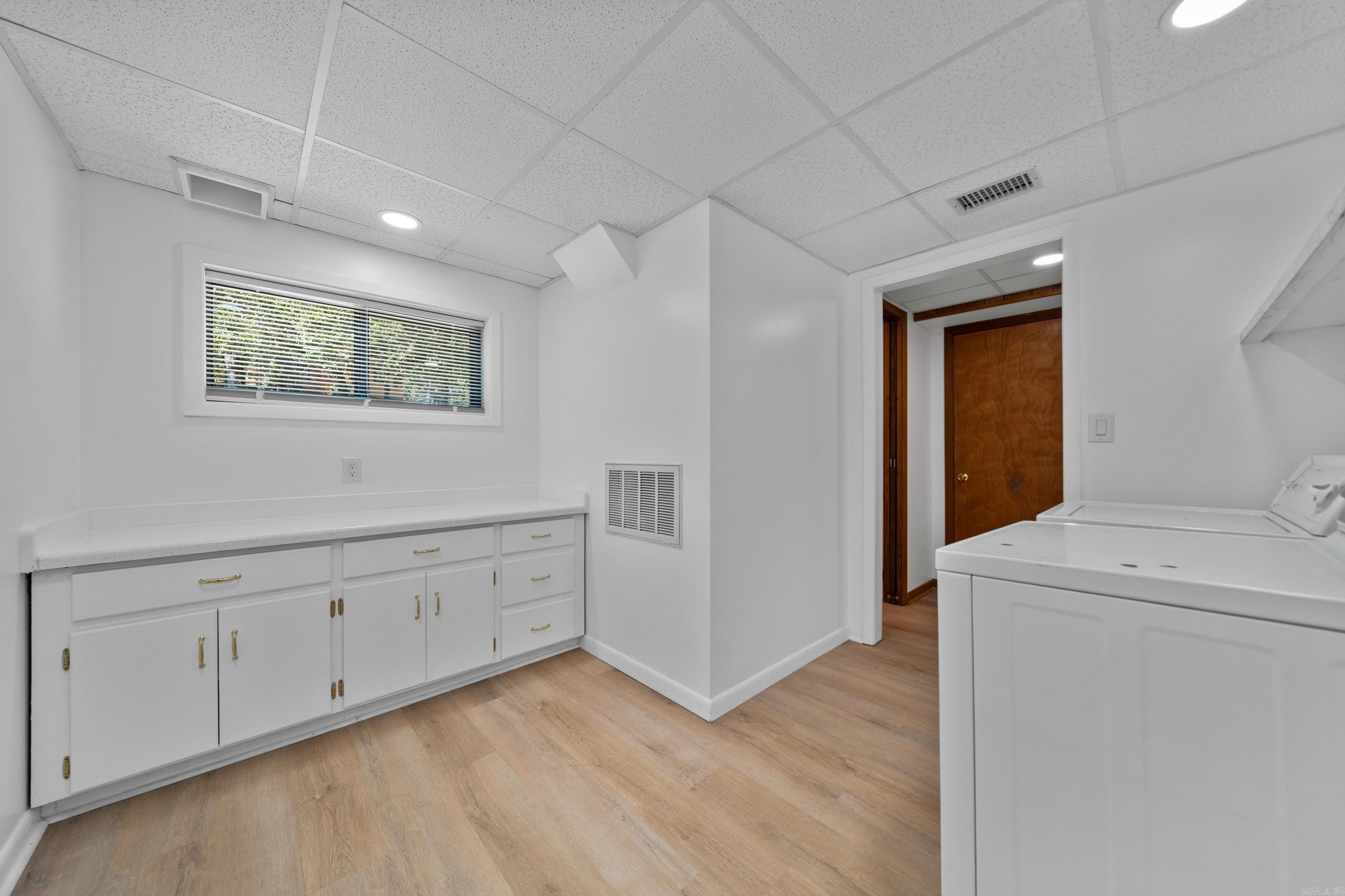 208 Southshore Drive Property Photo 34