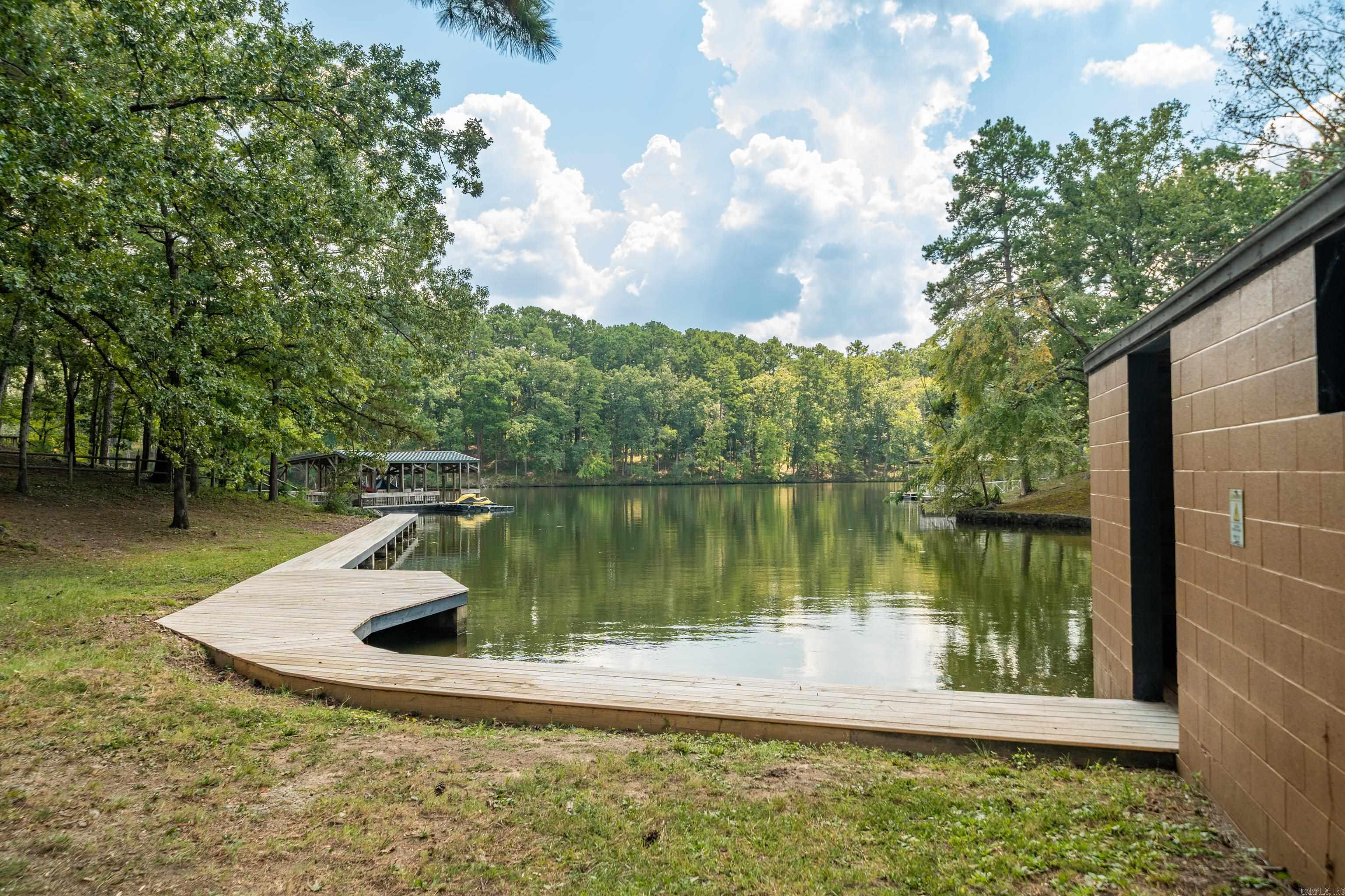 208 Southshore Drive Property Photo 44