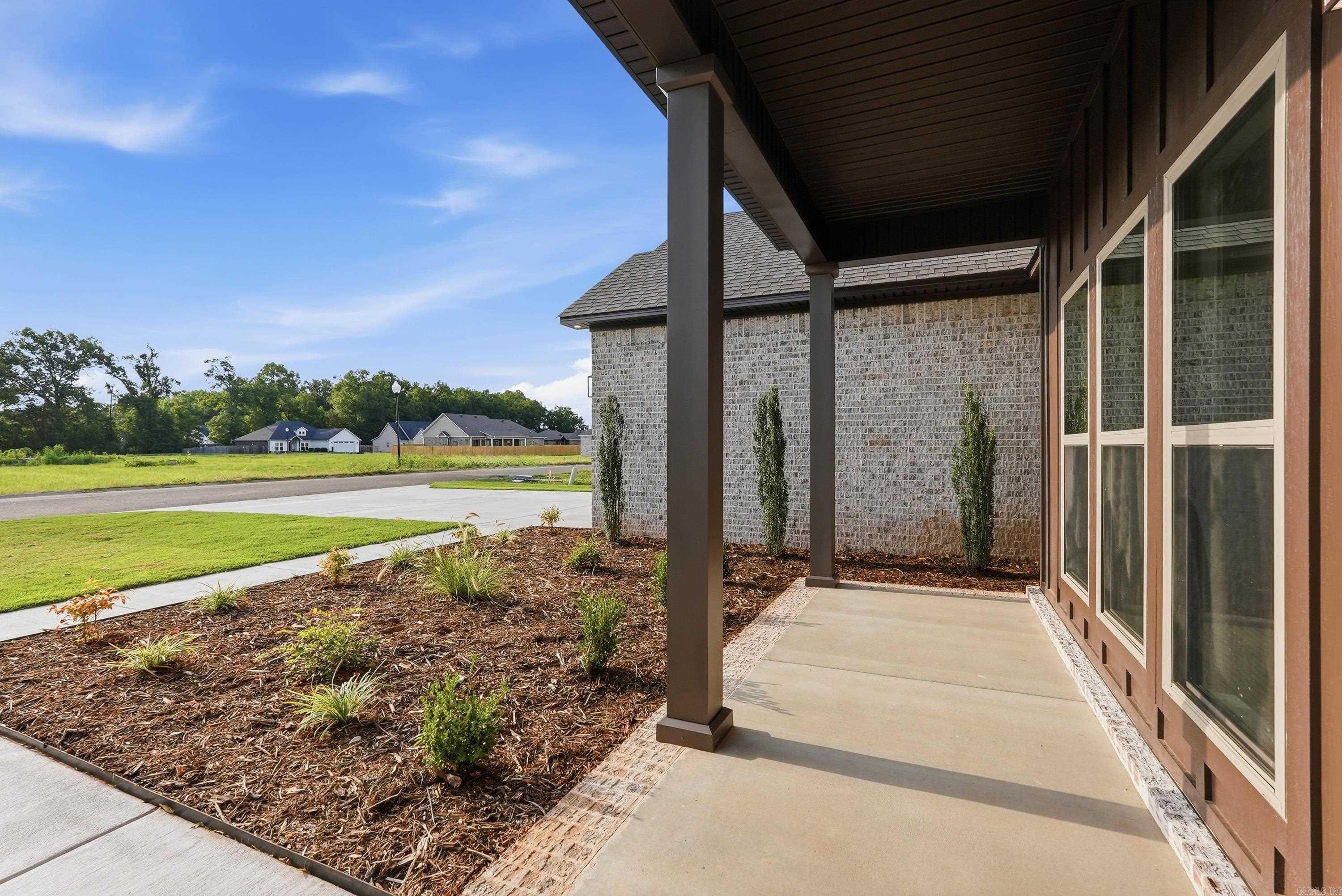 26 Sunny Drive Property Photo 2