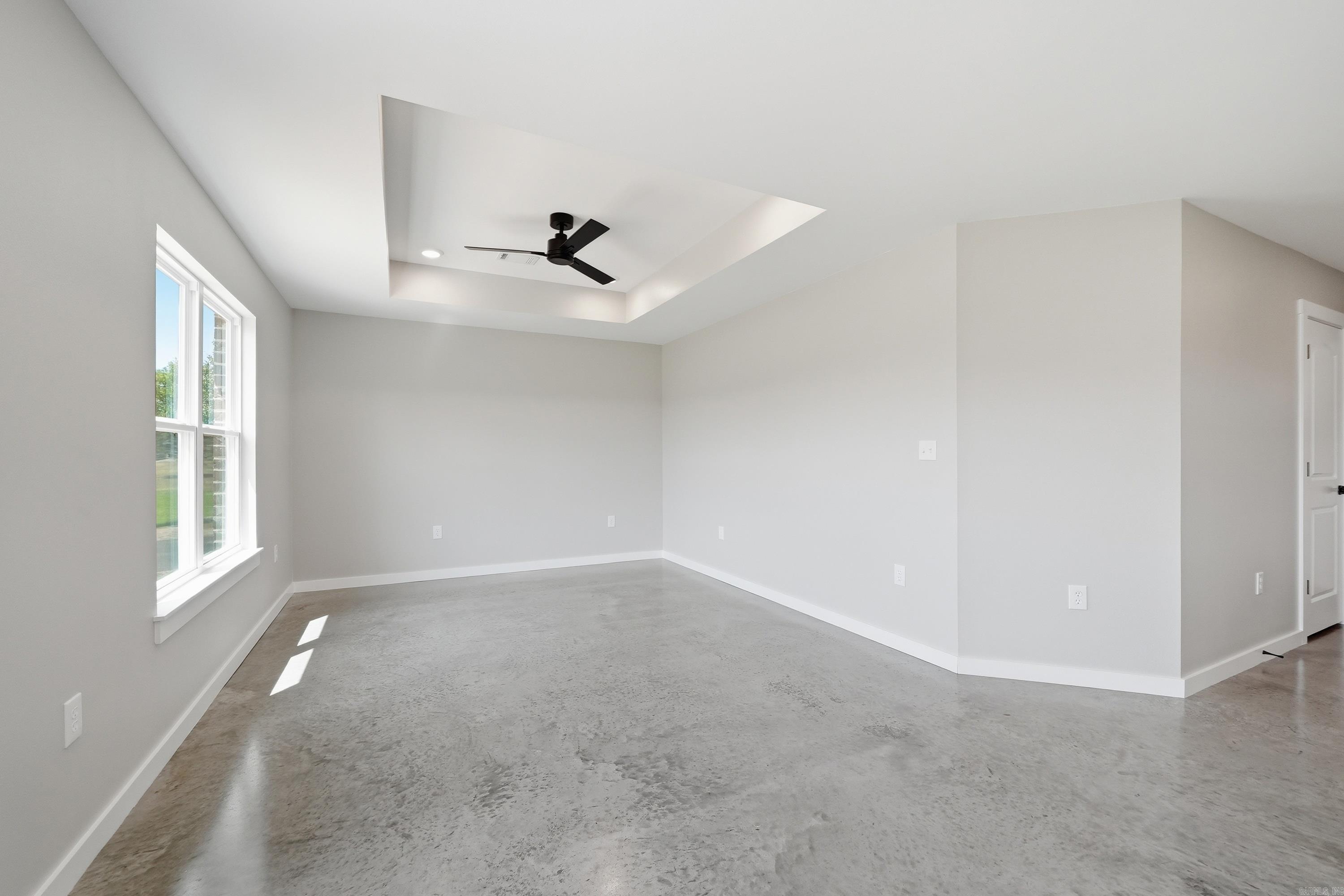 100 Barger Circle Property Photo 6