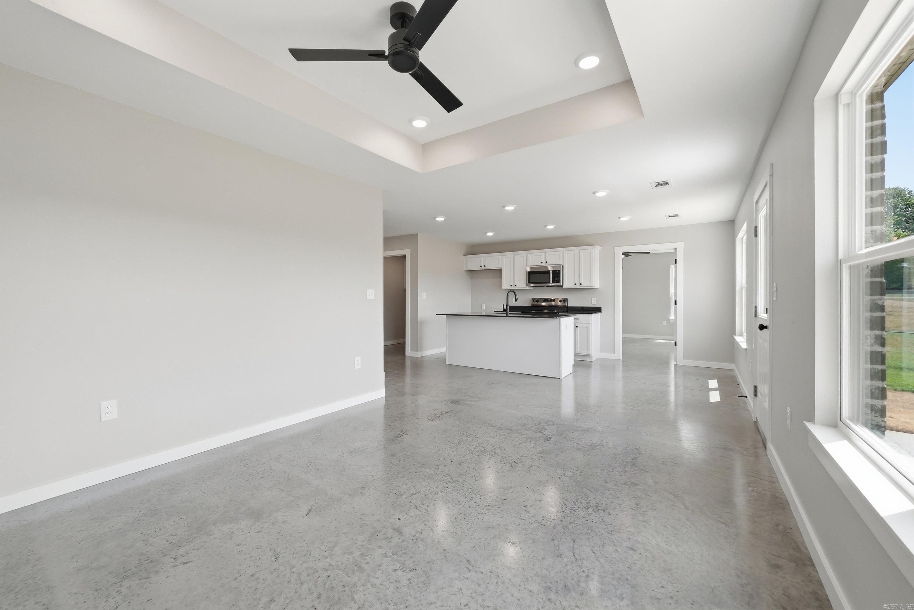 100 Barger Circle Property Photo 8