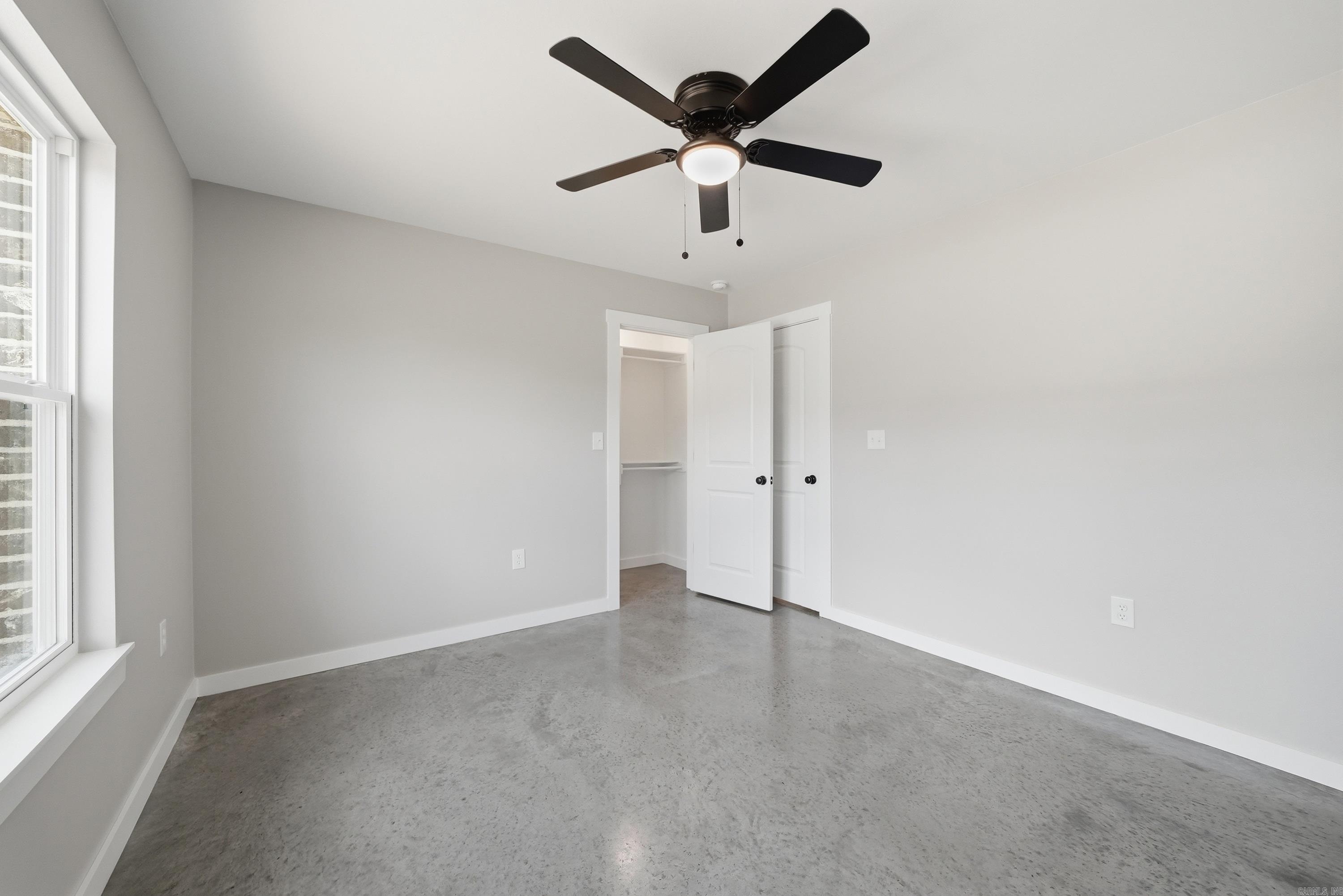 100 Barger Circle Property Photo 33