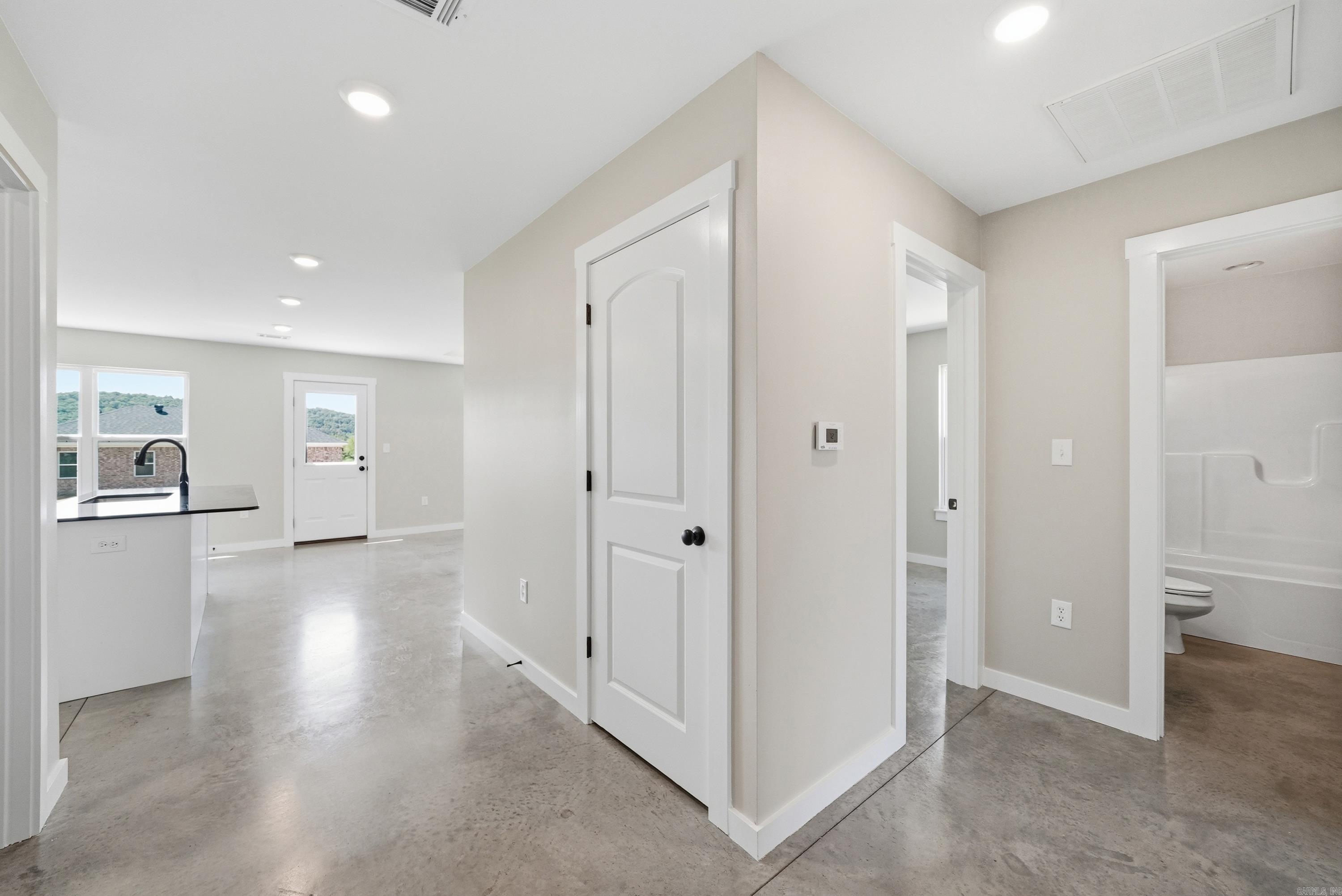 100 Barger Circle Property Photo 38