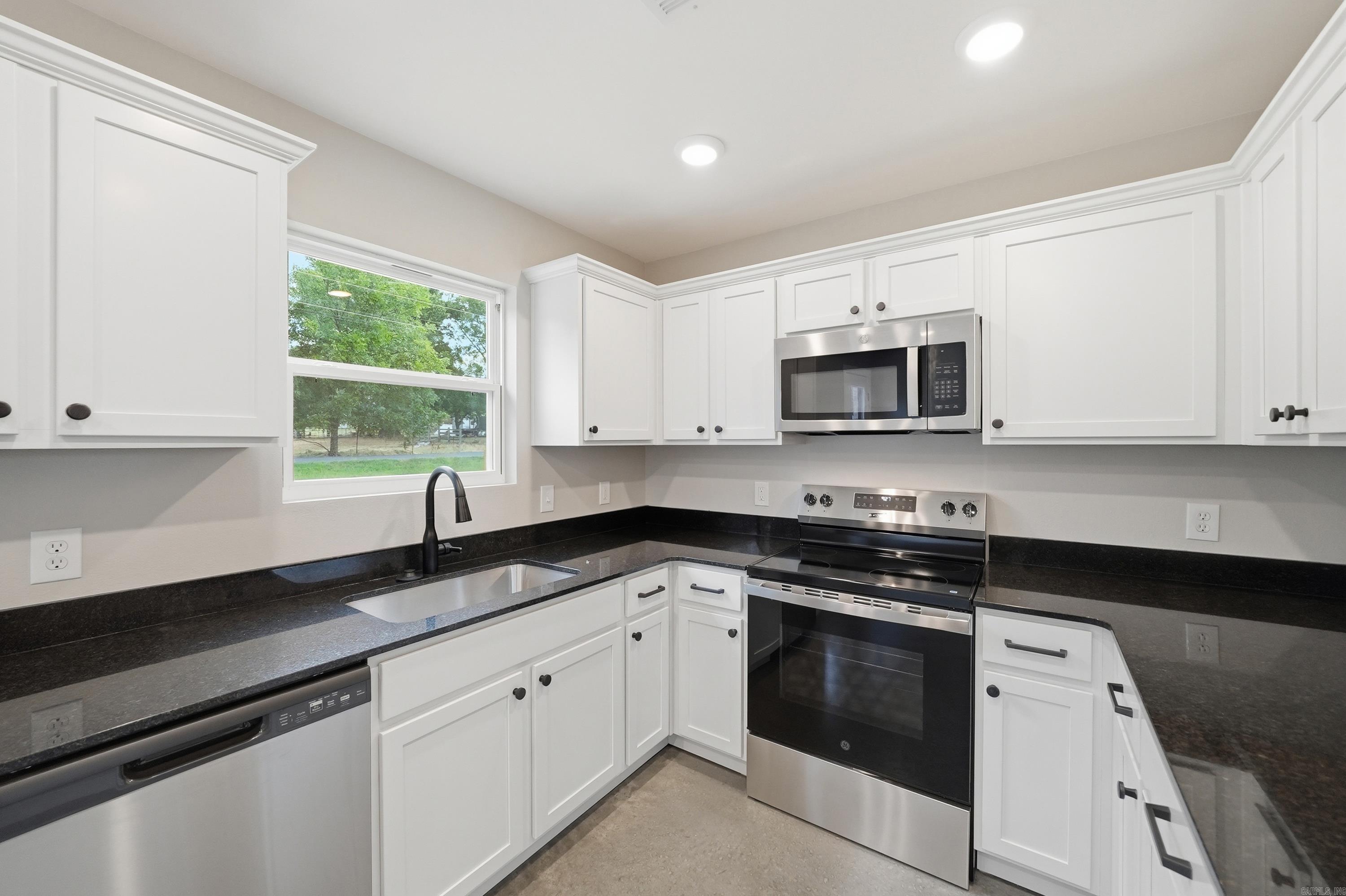 101 Barger Circle Property Photo 14
