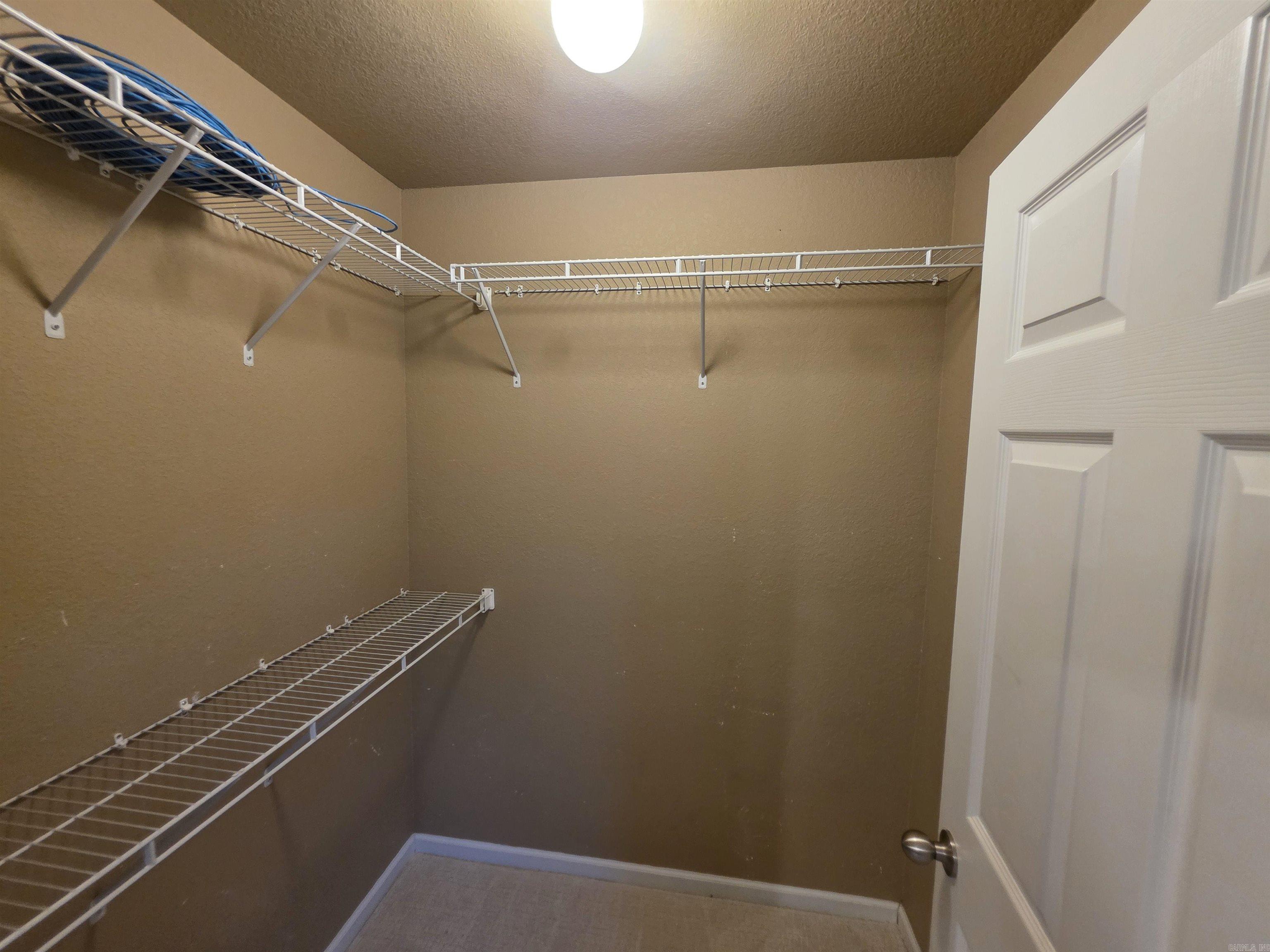 2800 Cambridge Property Photo 24