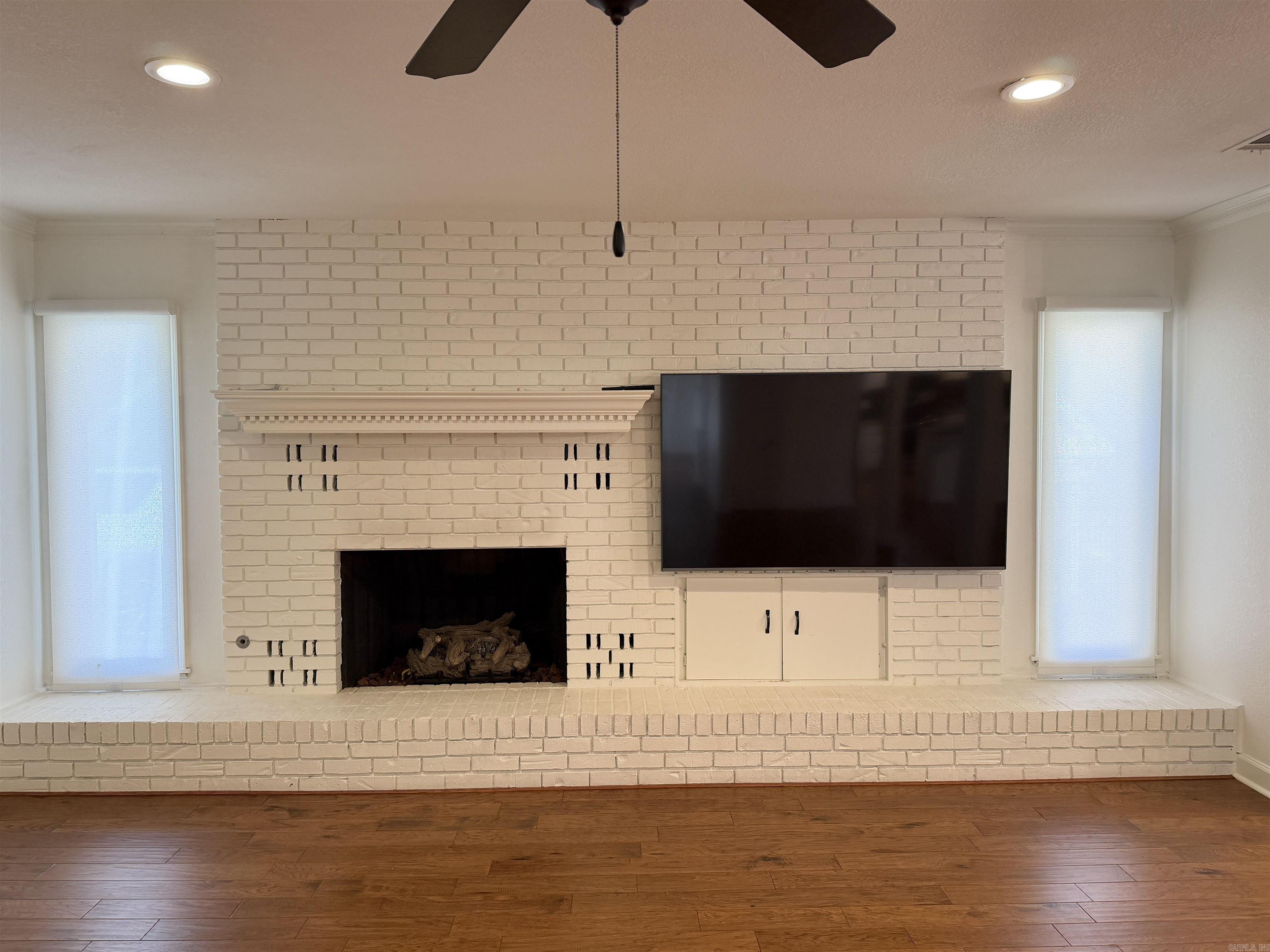 1408 Hillcrest Property Photo 4