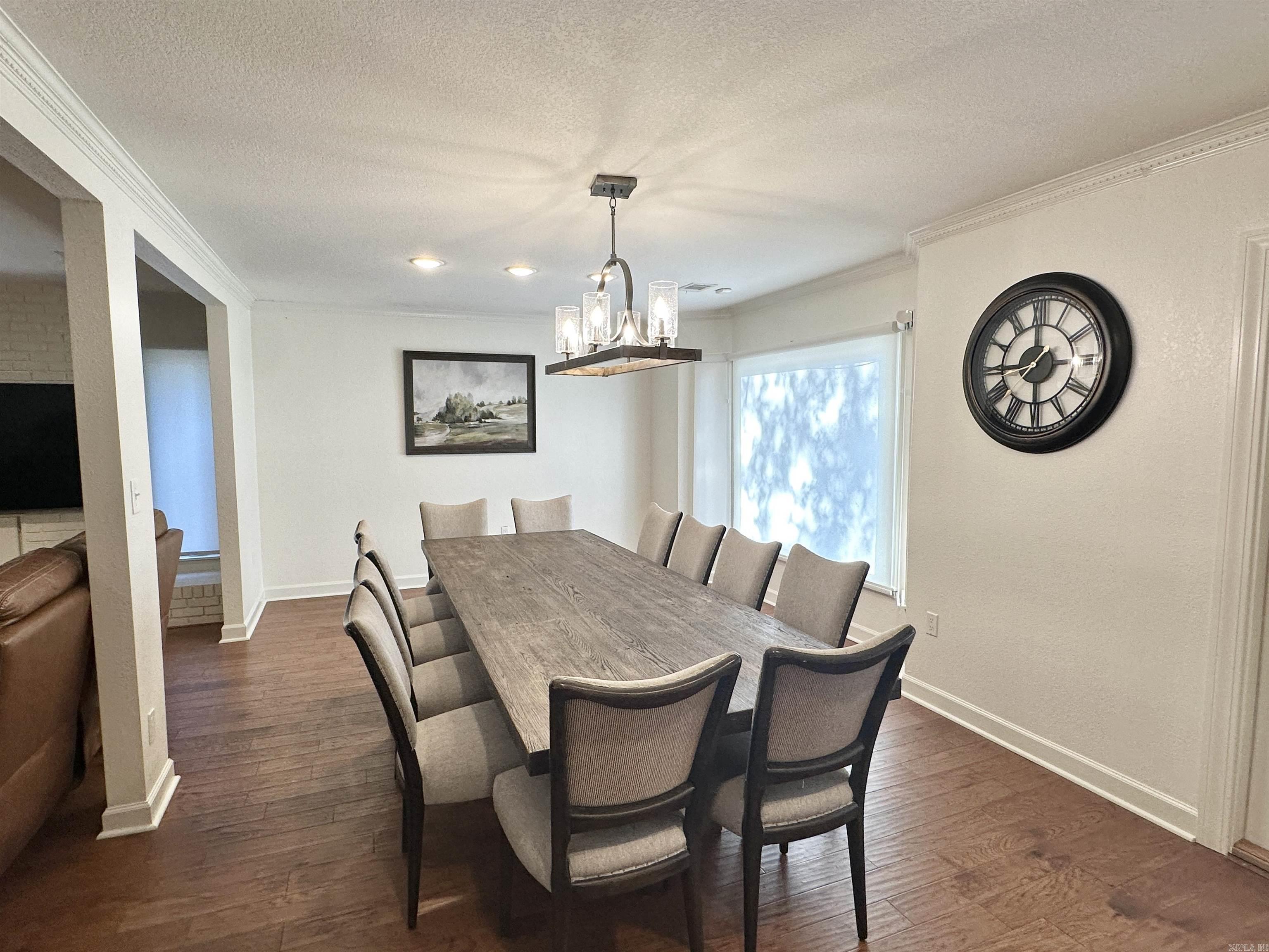 1408 Hillcrest Property Photo 6