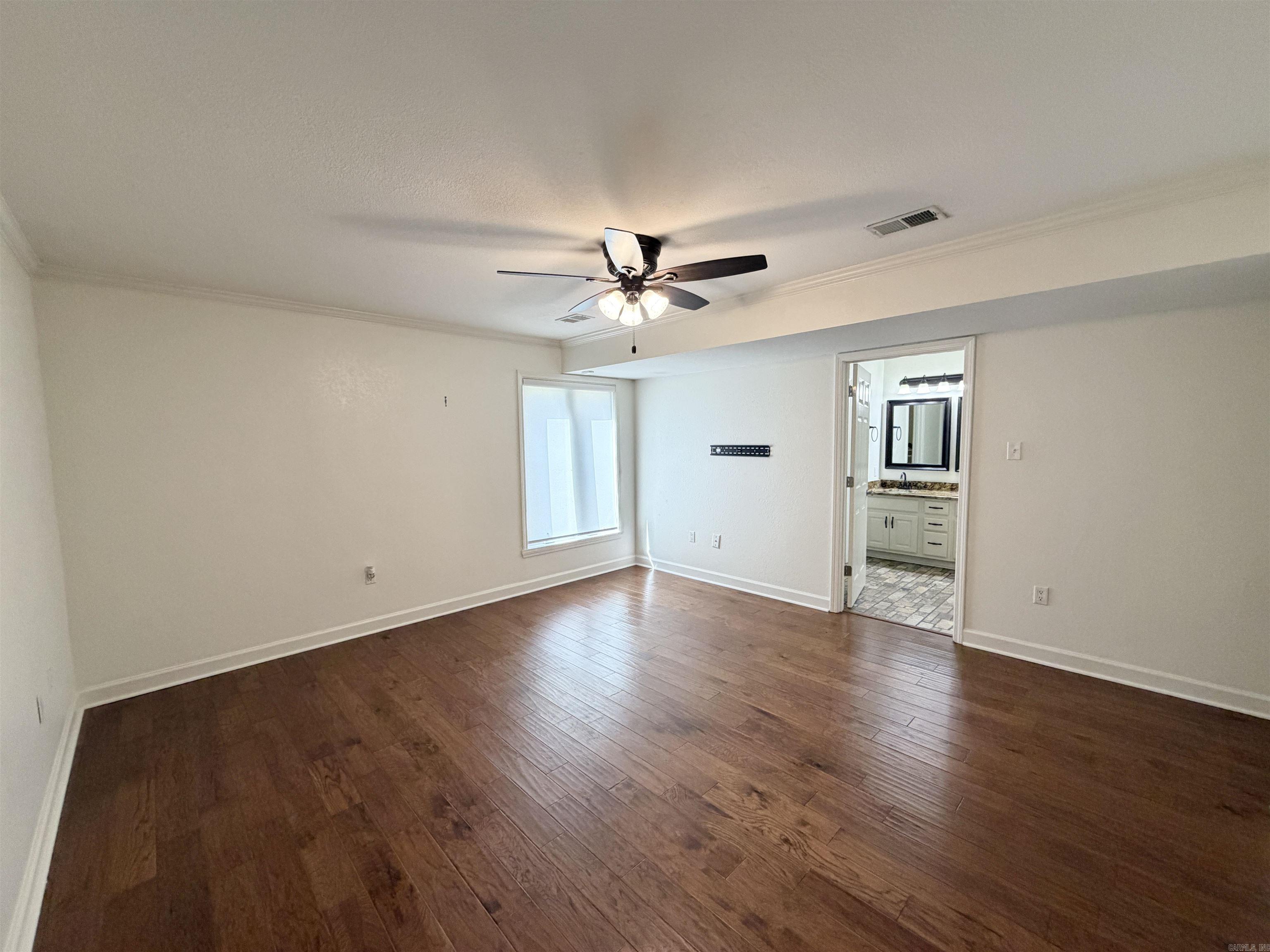1408 Hillcrest Property Photo 17