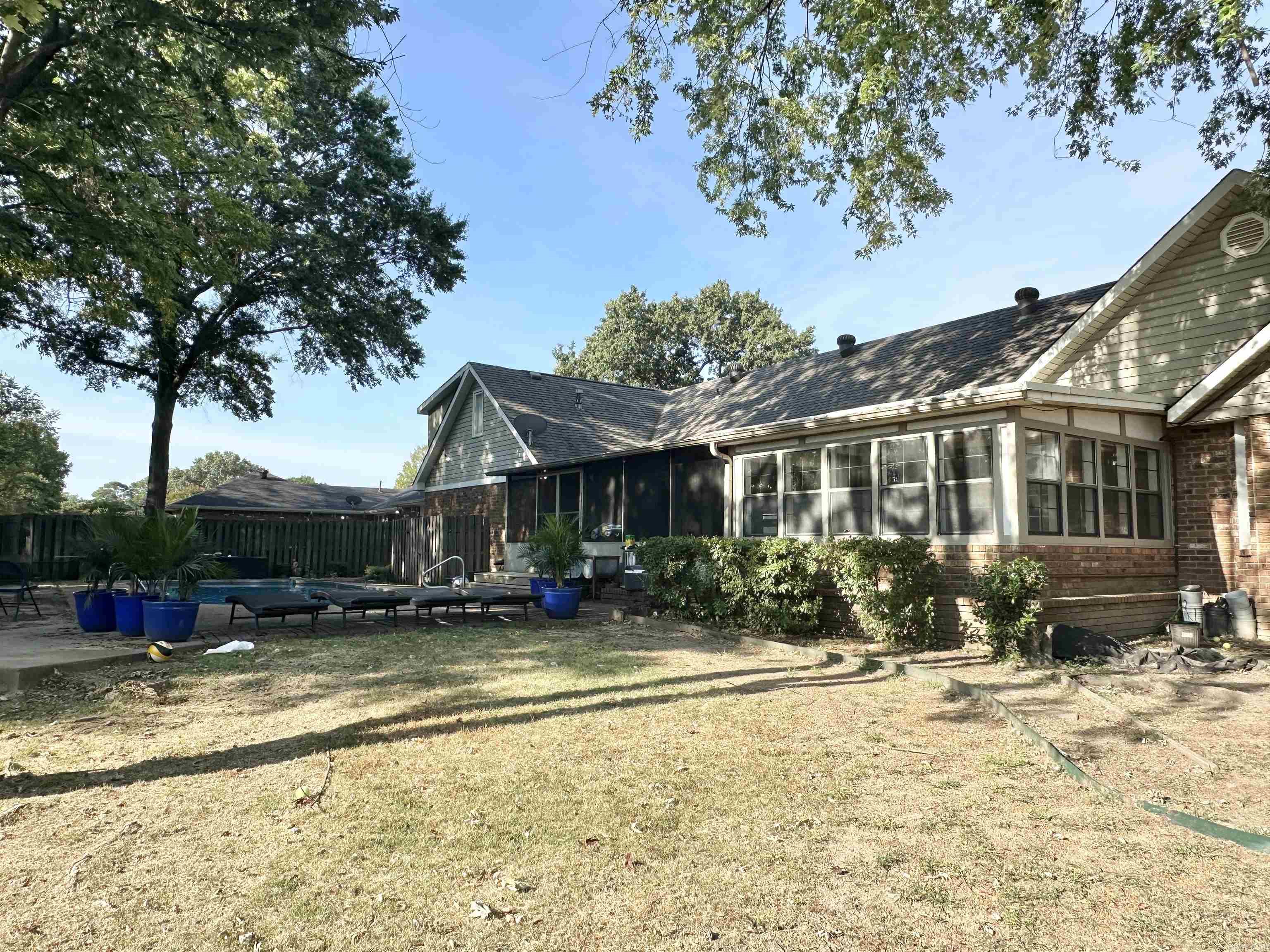 1408 Hillcrest Property Photo 26
