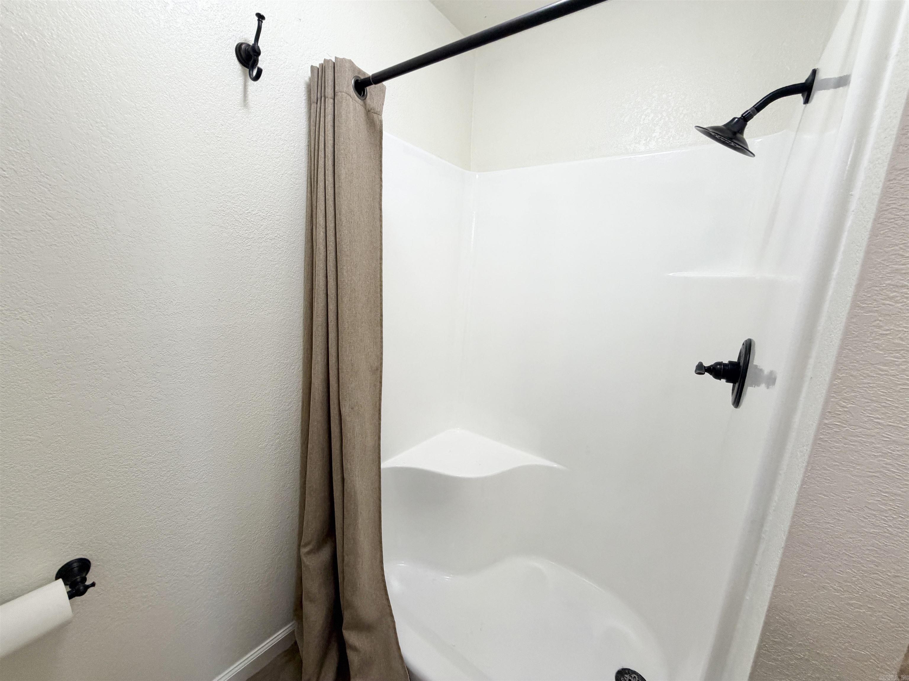 1408 Hillcrest Property Photo 28