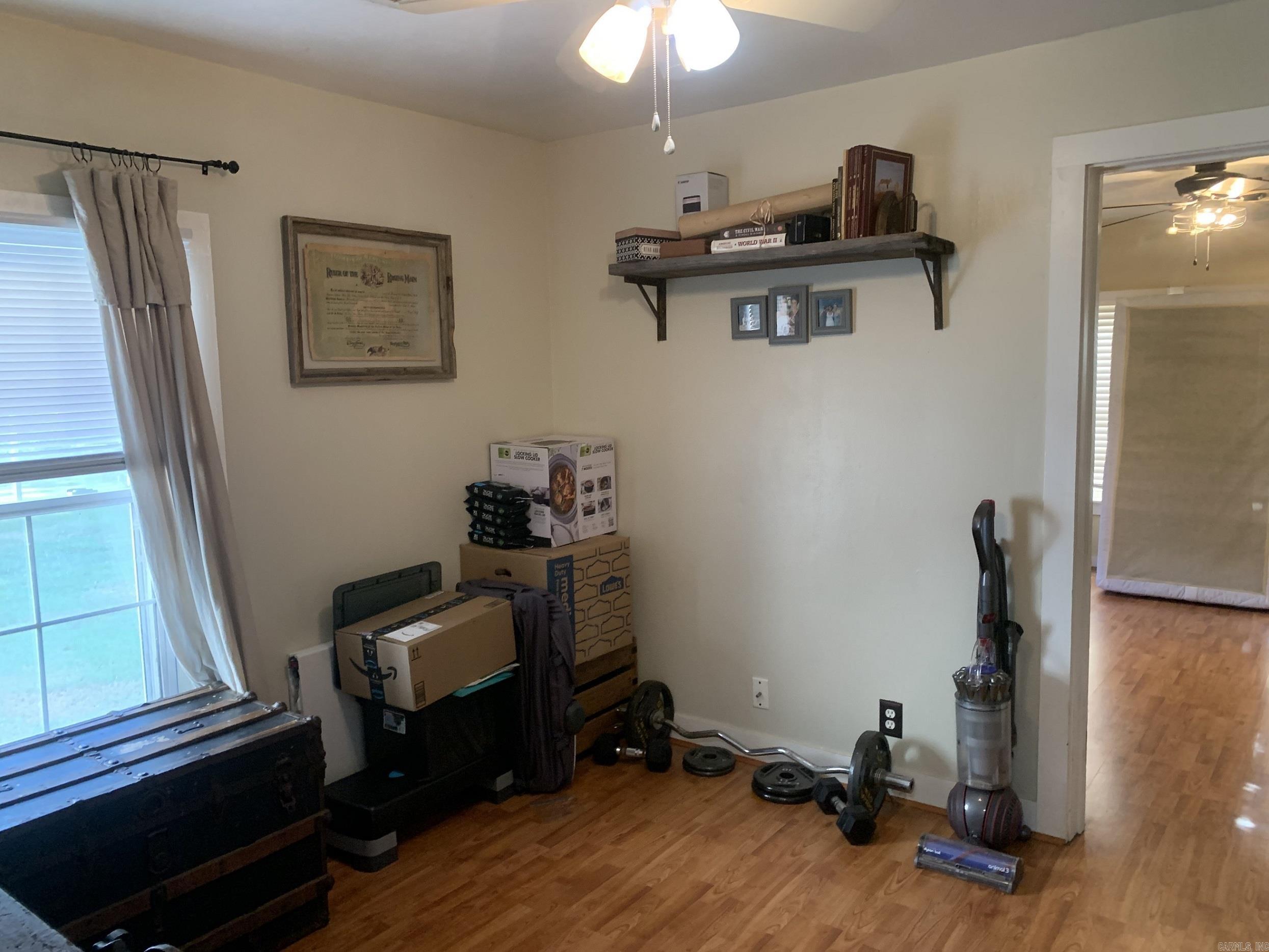 414 Leigh Street Property Photo 13