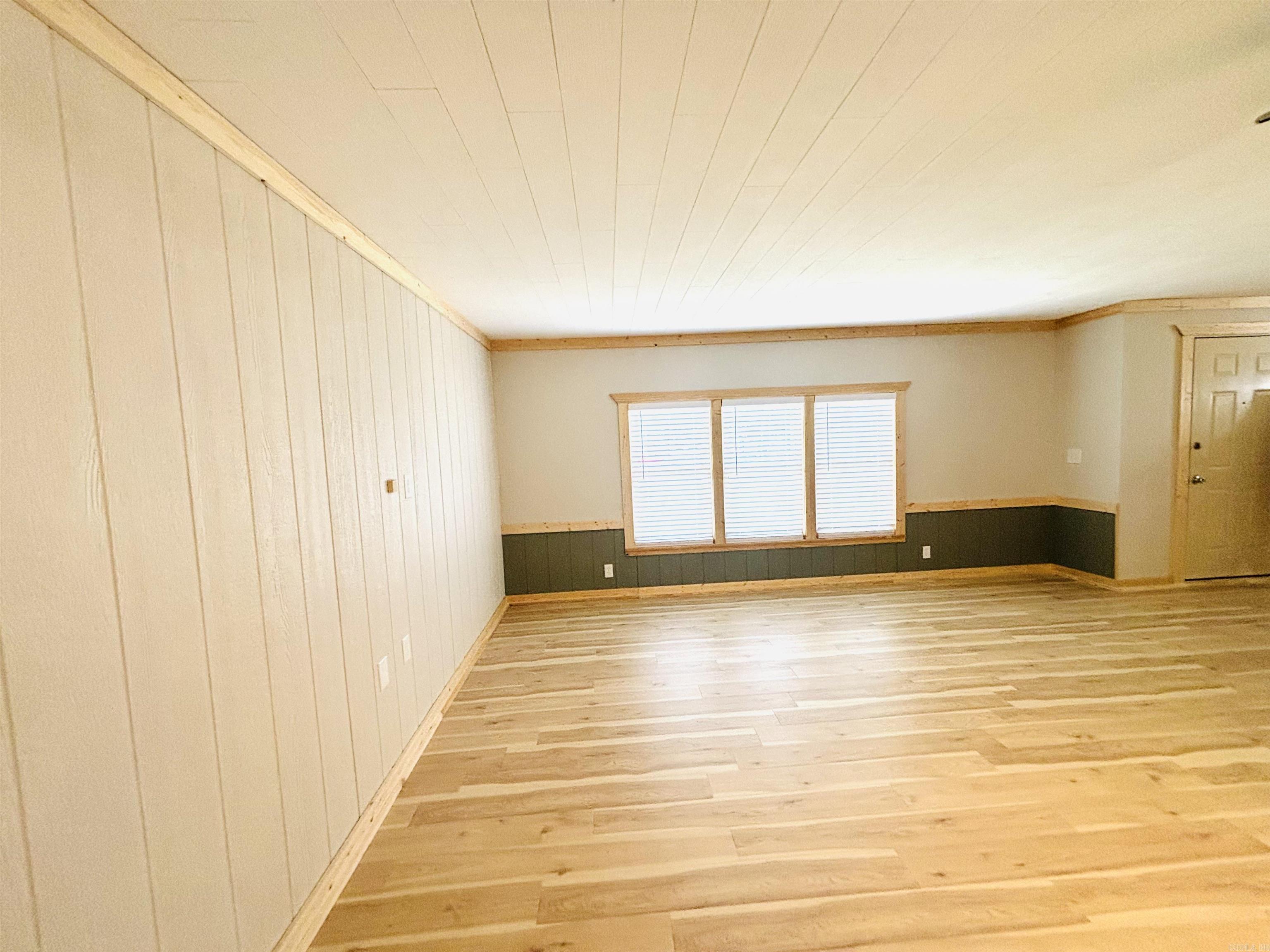 304 Evans Street Property Photo 7