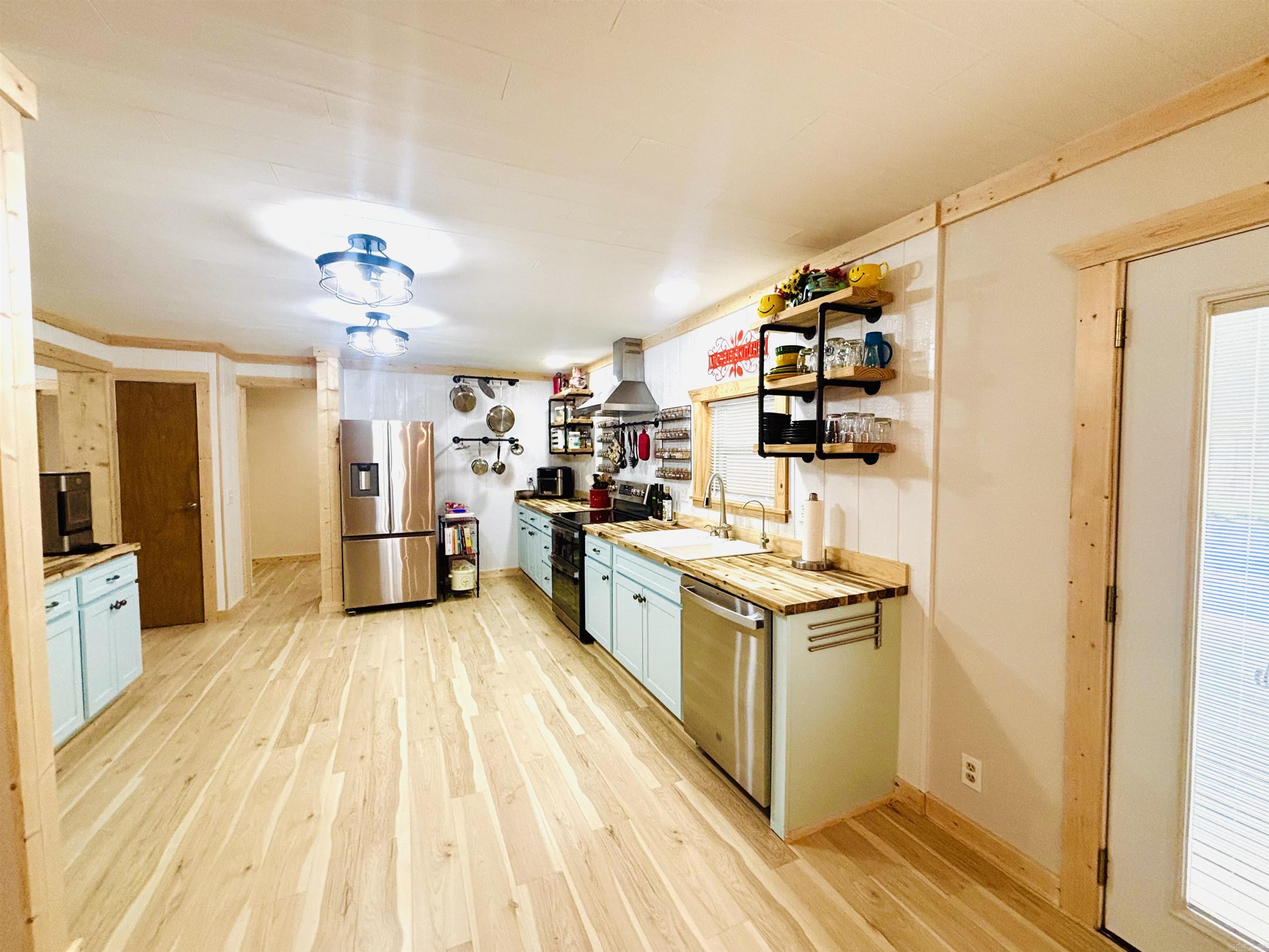 304 Evans Street Property Photo 18