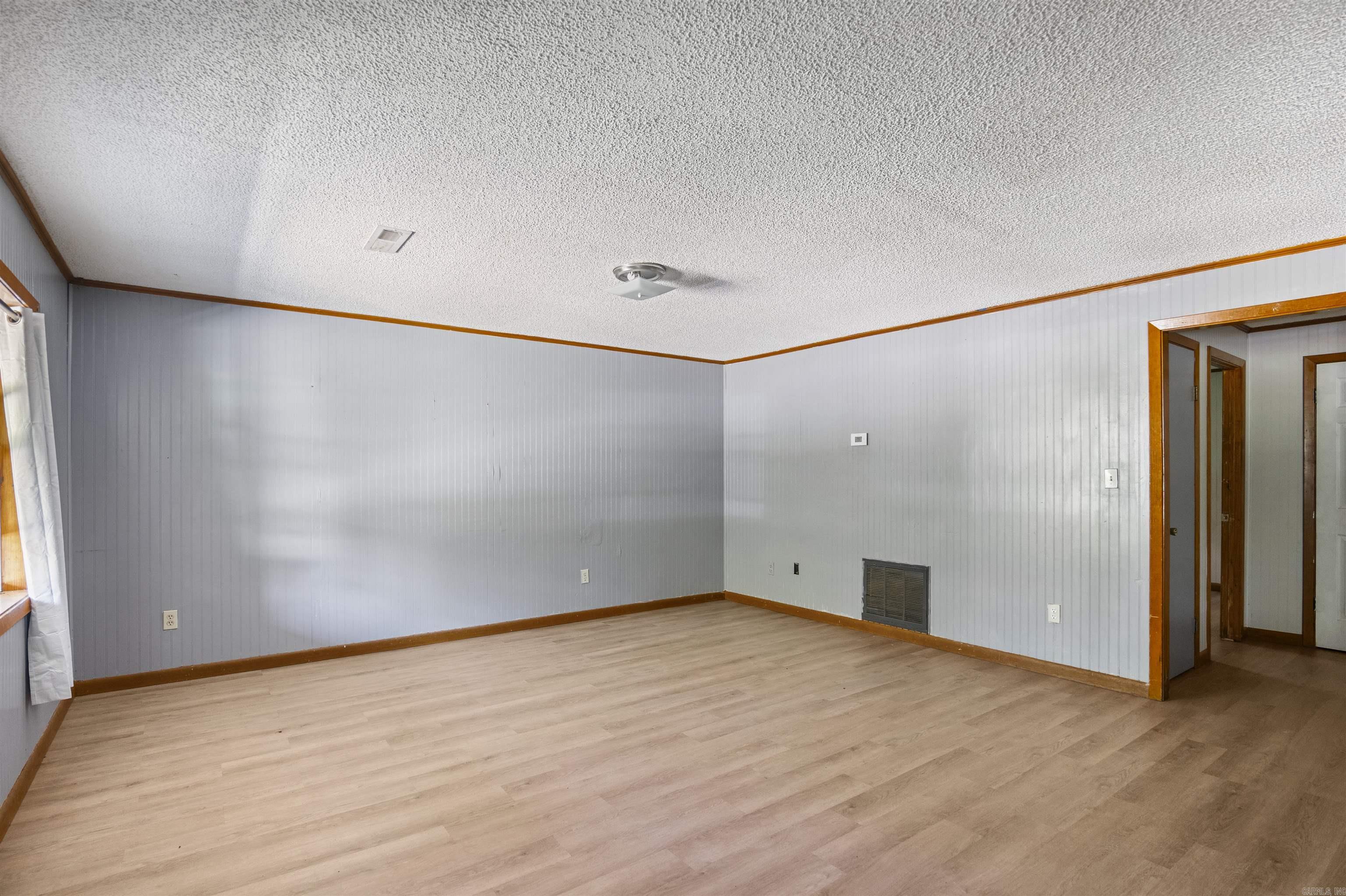 201 Murphy Street Property Photo 10