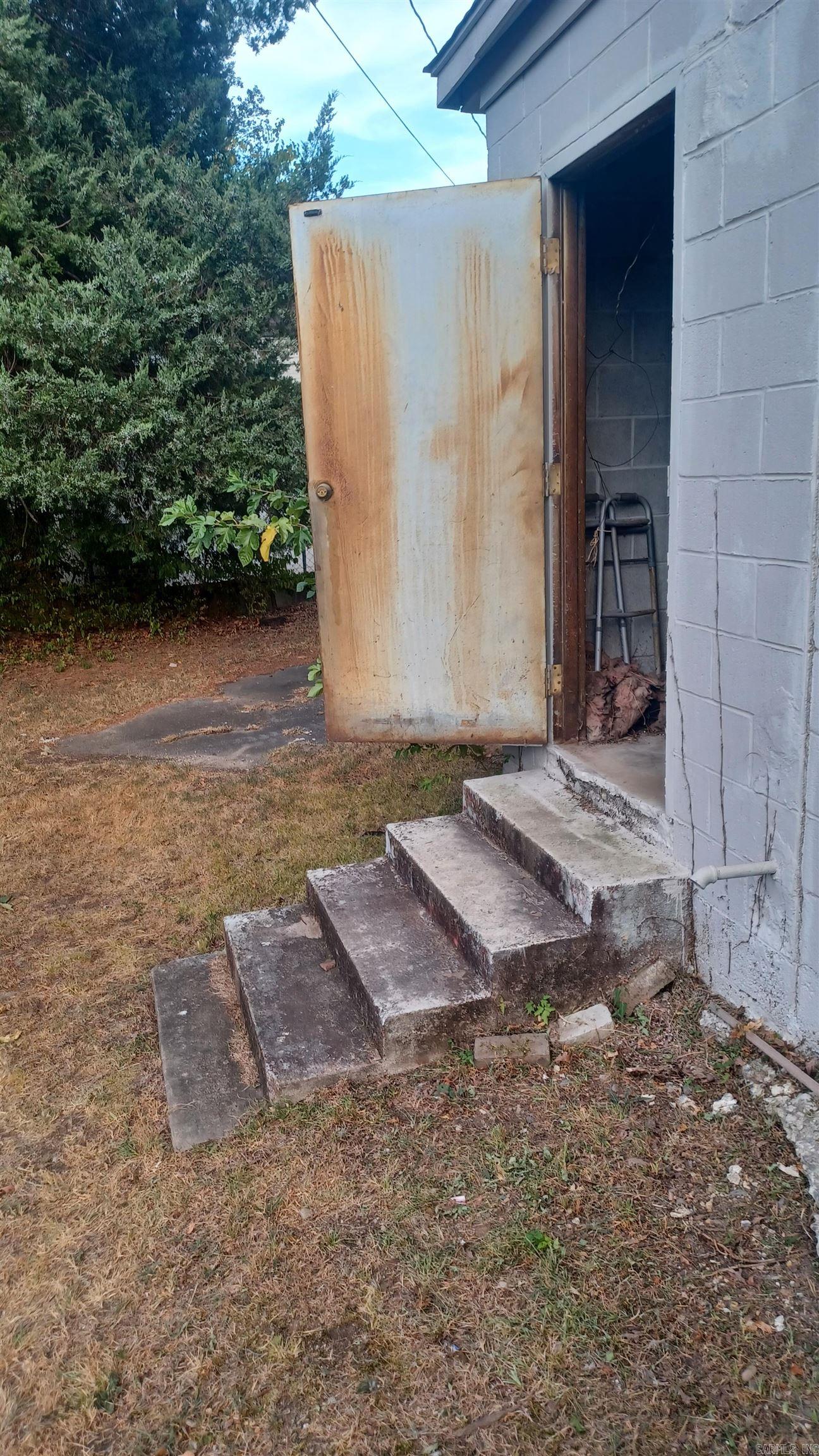600 E 21st Street Property Photo 8